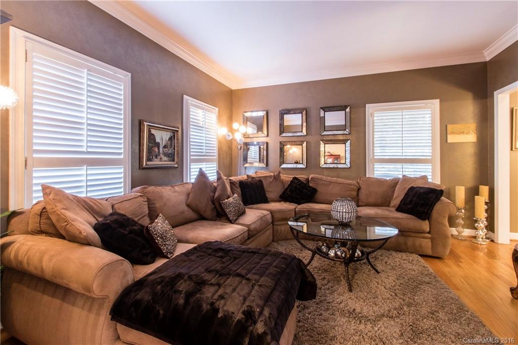 Mammoth Oaks - Residential