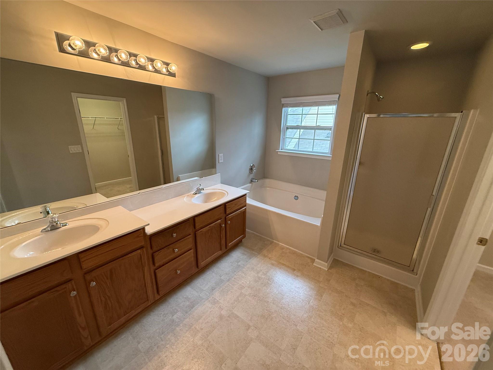 Old Stone Crossing - Residential