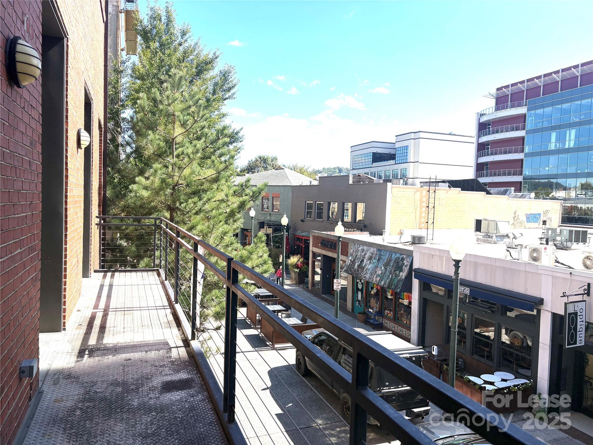 36 1/2 Battery Park Avenue