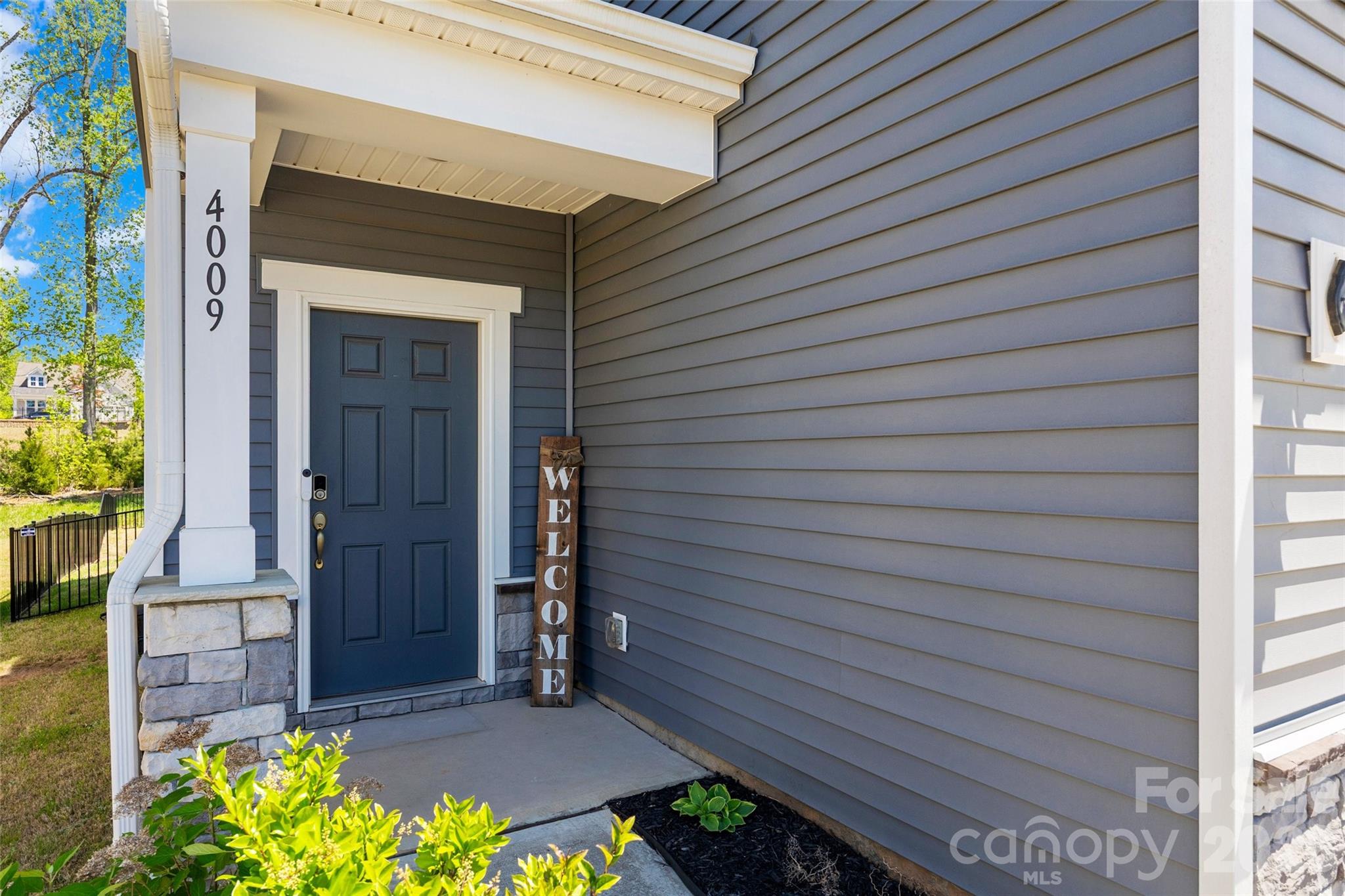 4009 Woodland View Drive