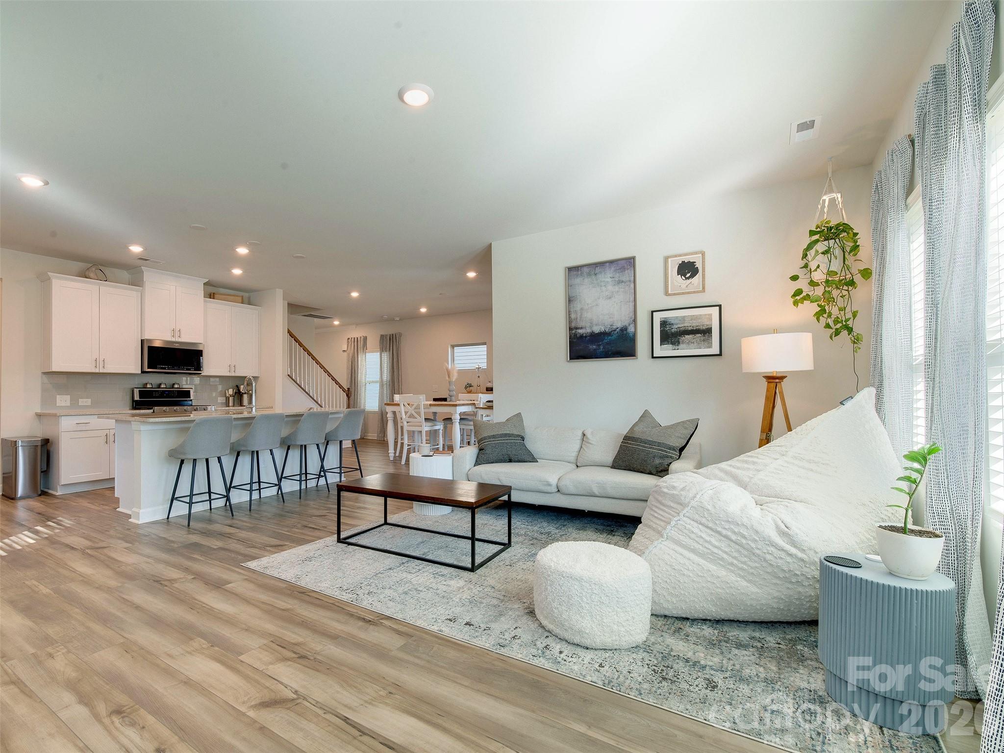 Larkhaven Hills - Residential