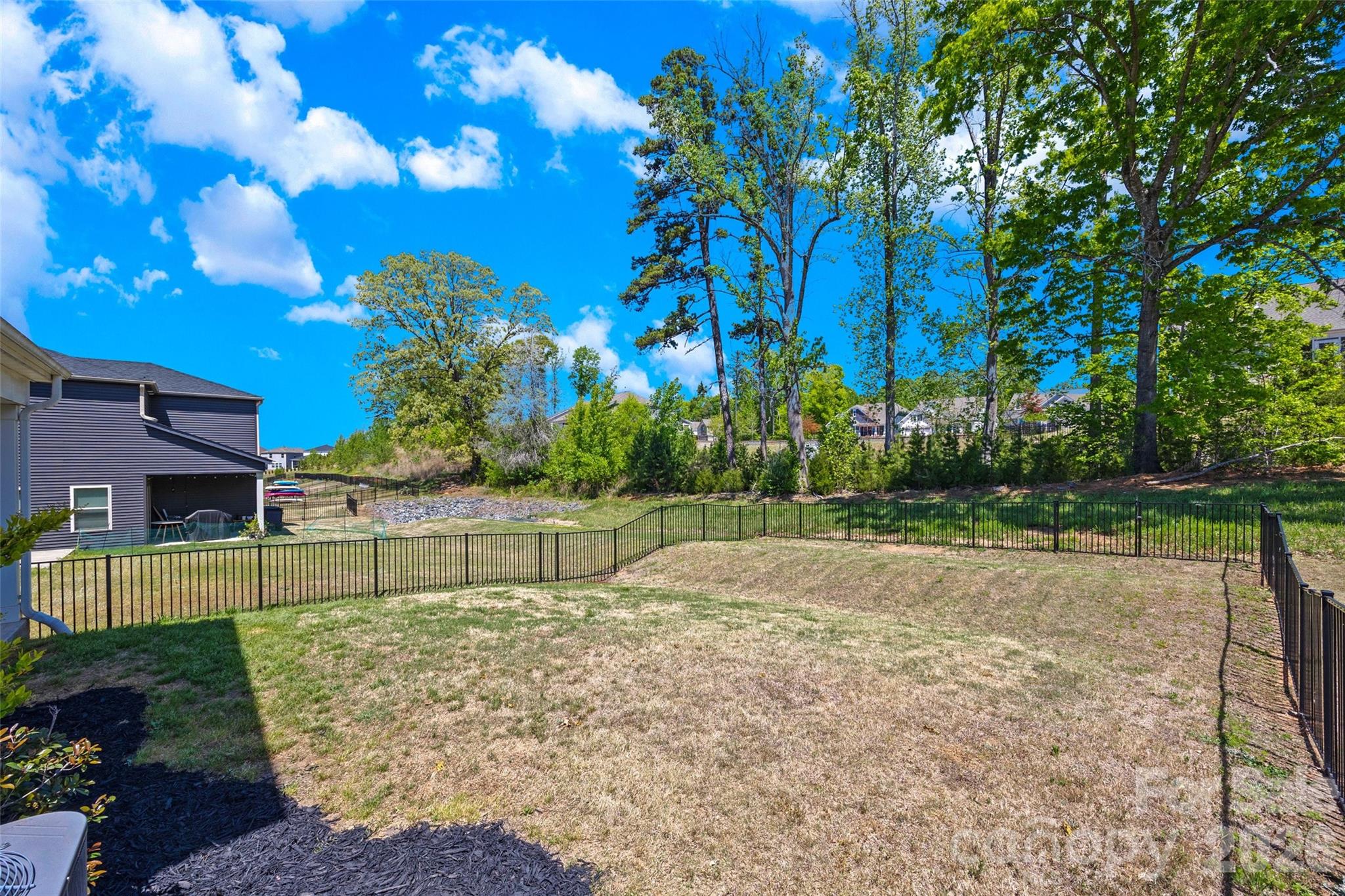 Larkhaven Hills - Residential