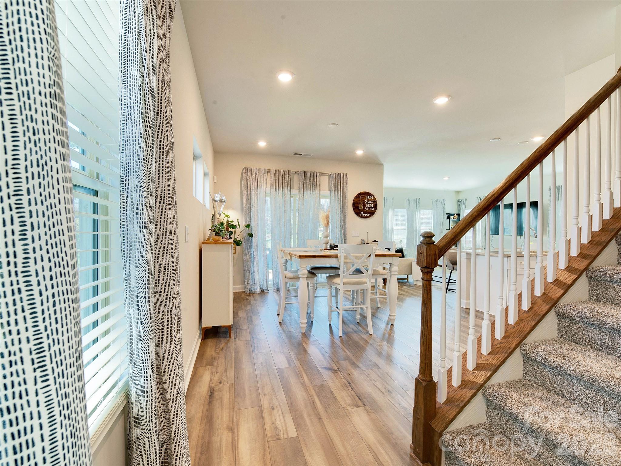 4009 Woodland View Drive