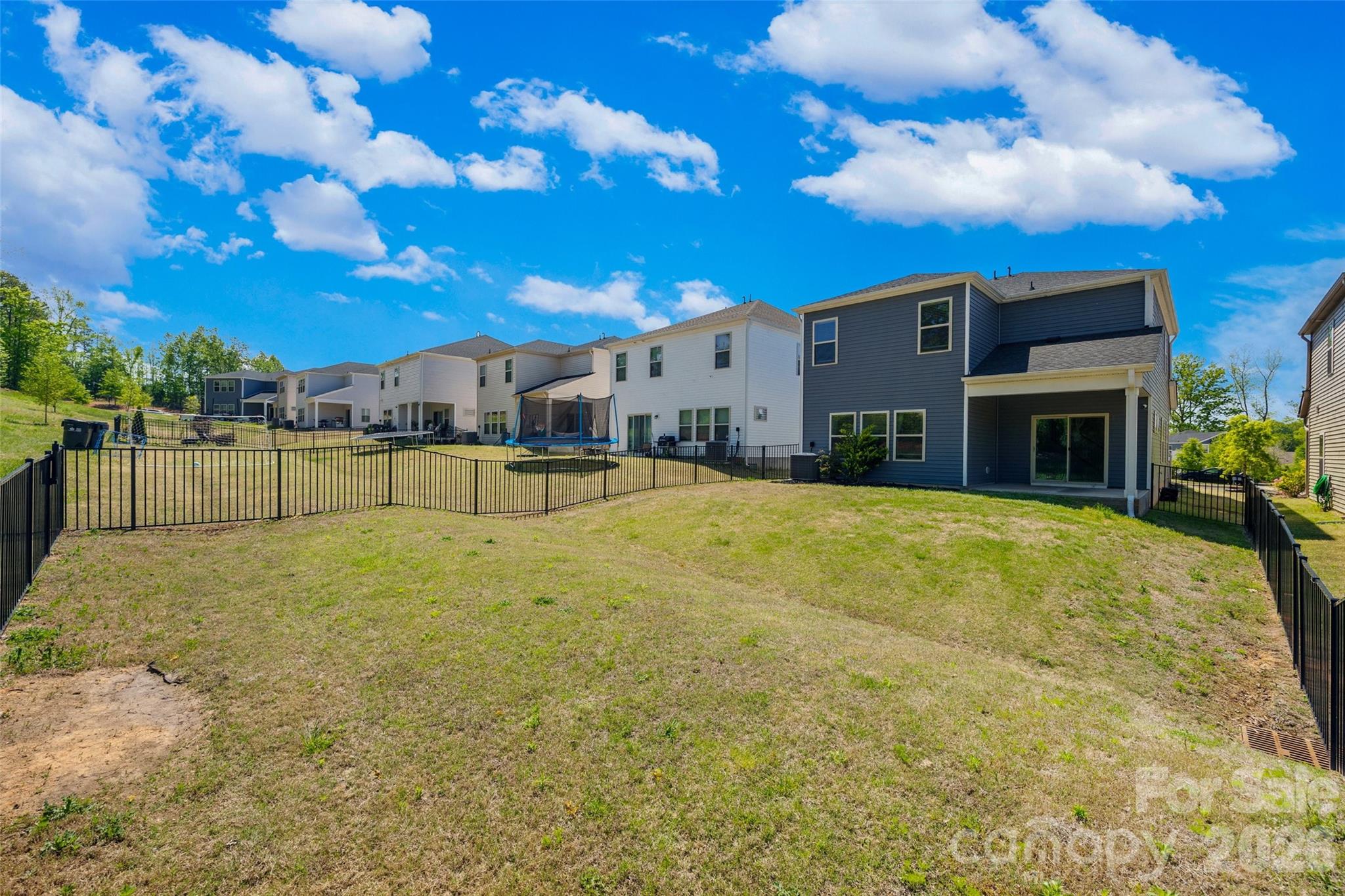 Larkhaven Hills - Residential