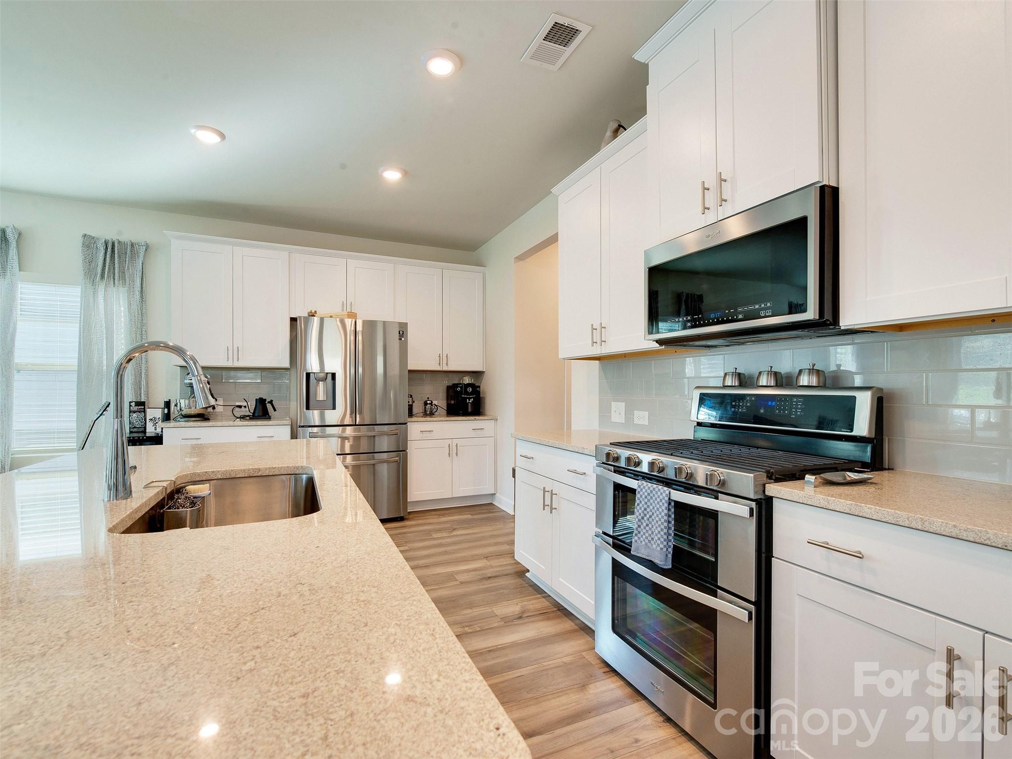 Larkhaven Hills - Residential