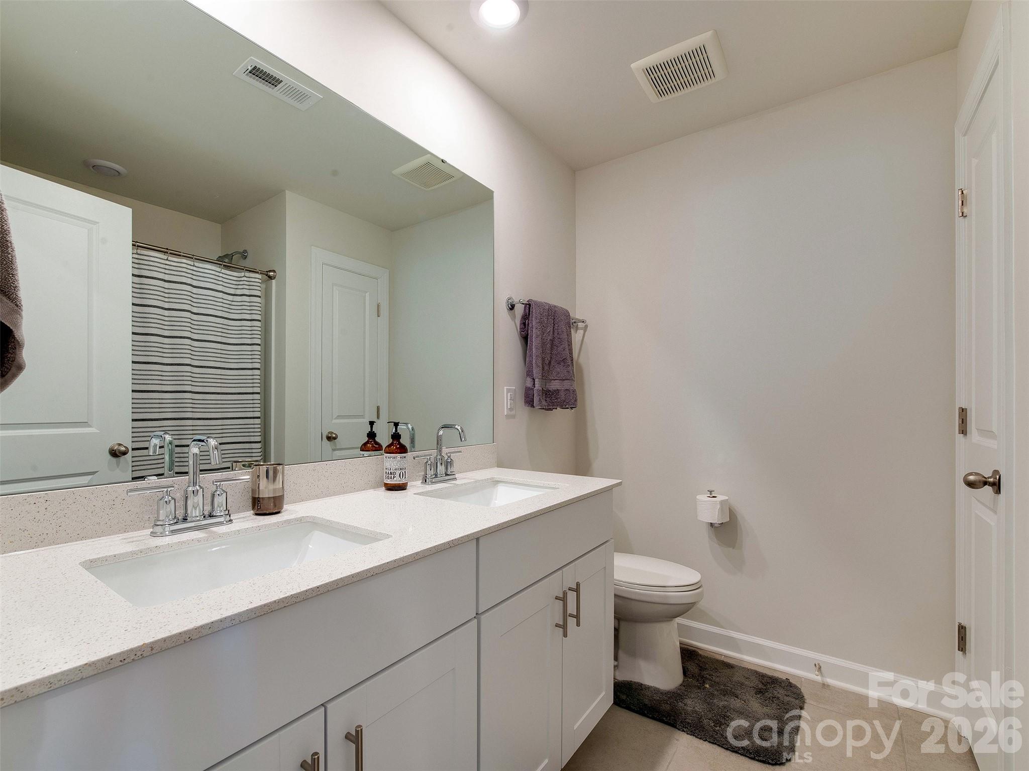 Larkhaven Hills - Residential