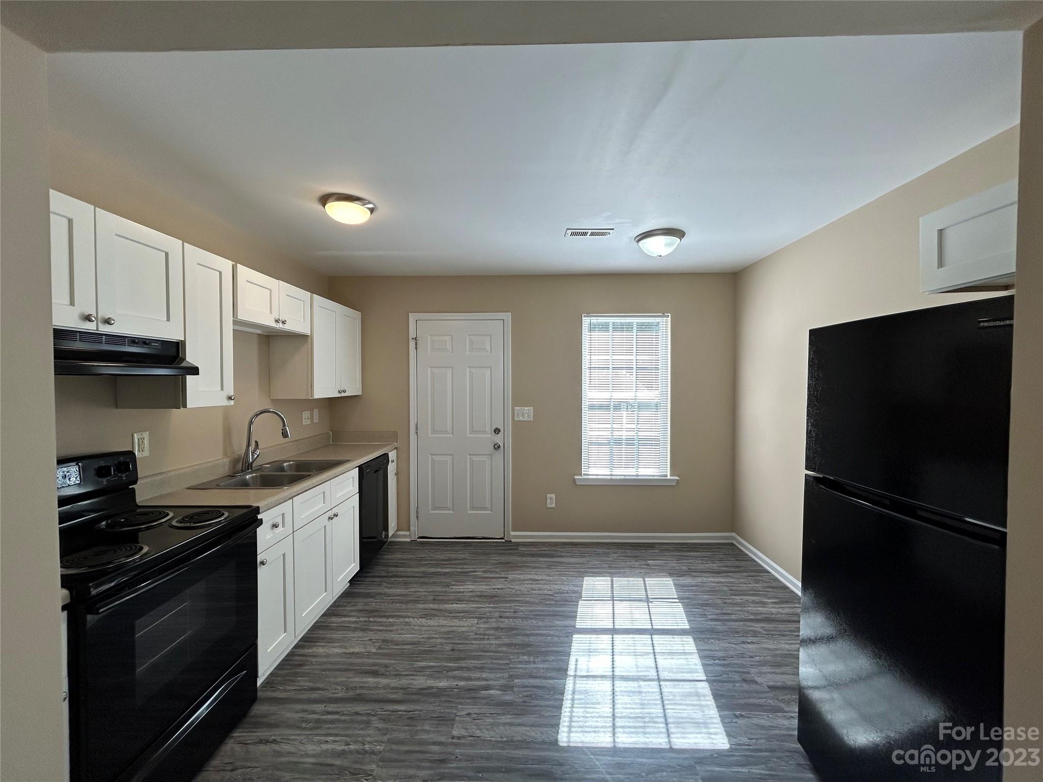 Hemby Woods - Residential Lease