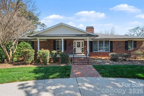 746 Grandview Drive NE Concord NC 28025