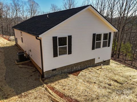 A home in Saluda