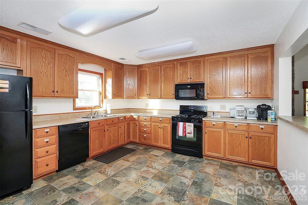 Sunset Pointe - Residential