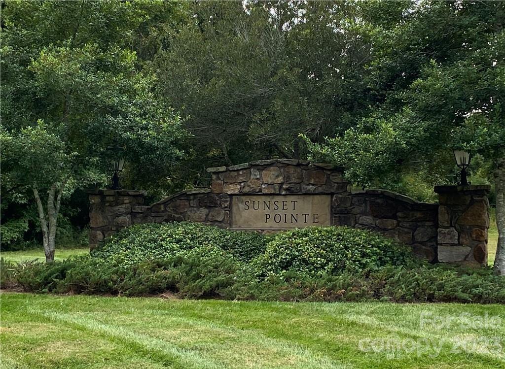 Sunset Pointe - Residential