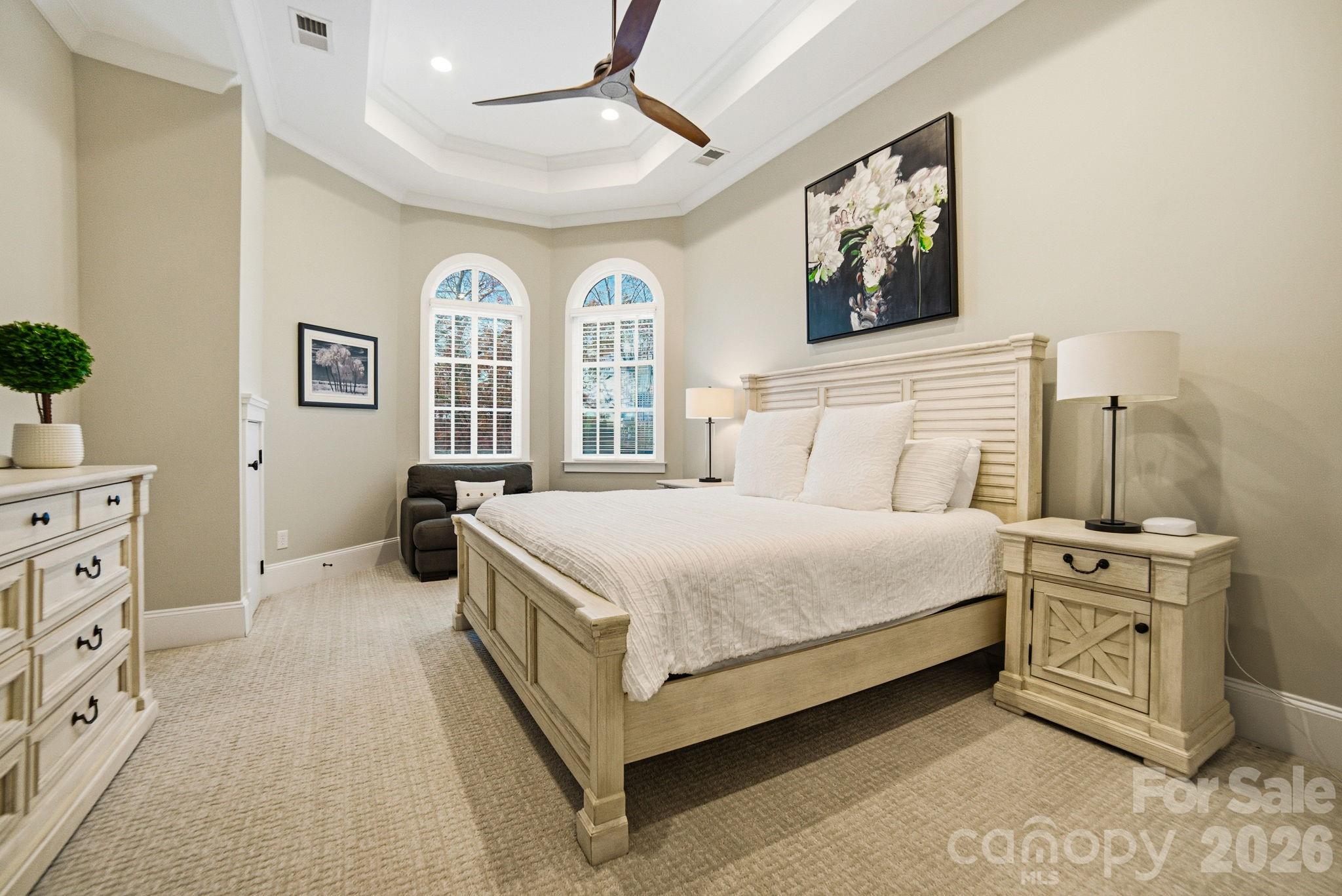 The Peninsula - Residential