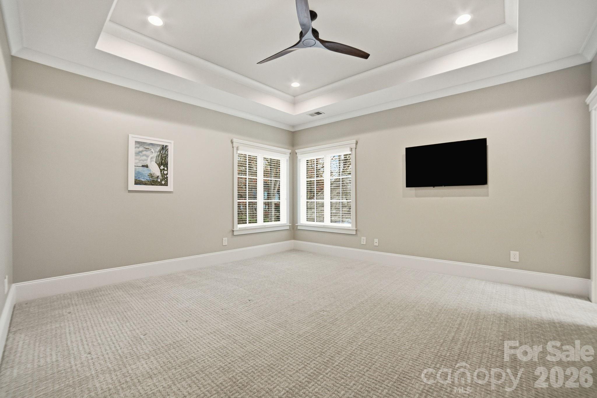 The Peninsula - Residential