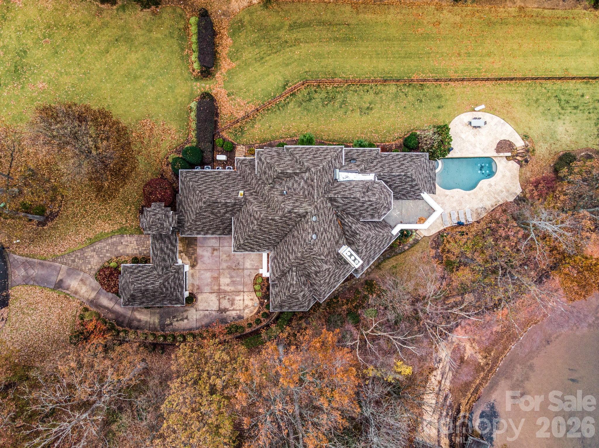 The Peninsula - Residential