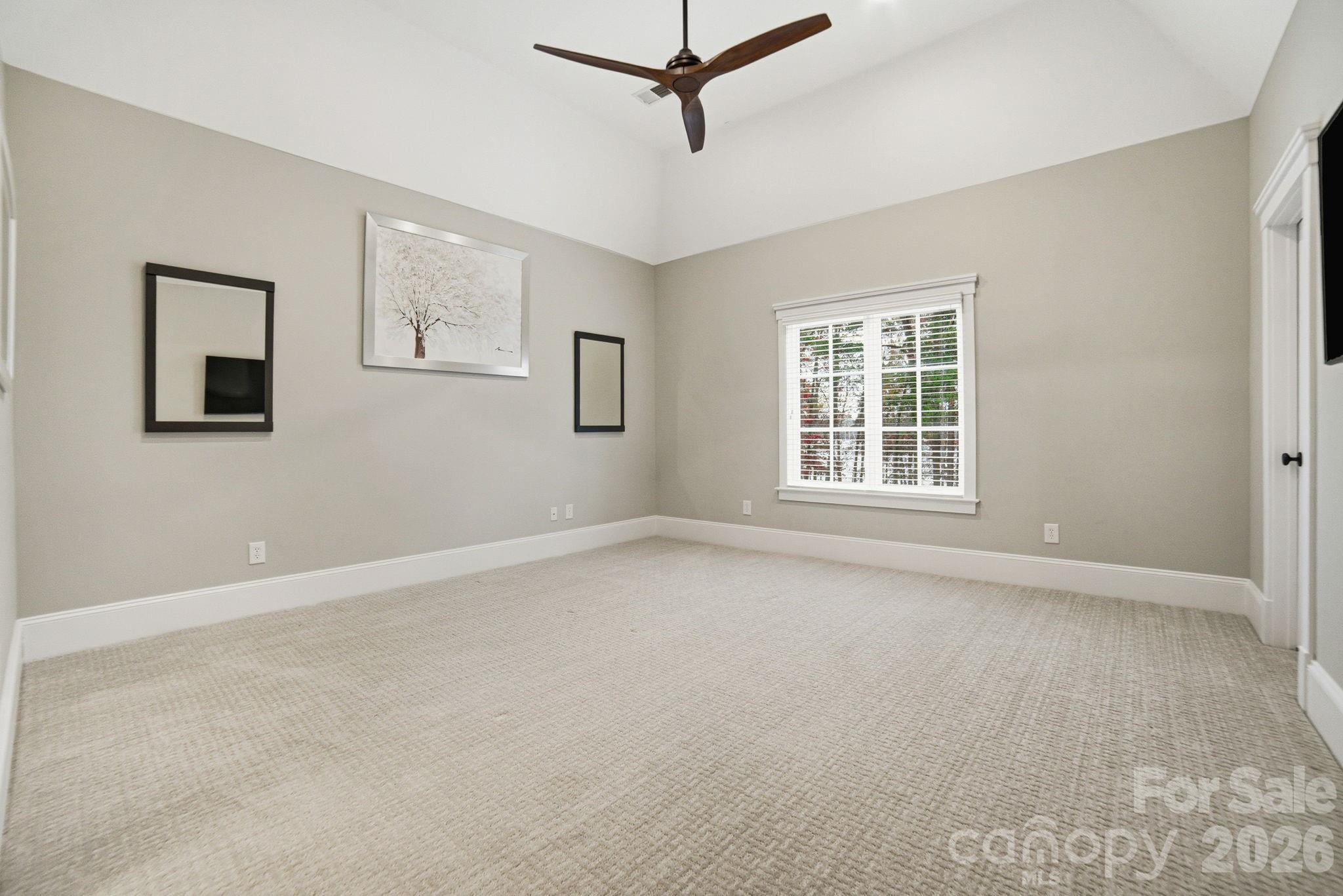 The Peninsula - Residential