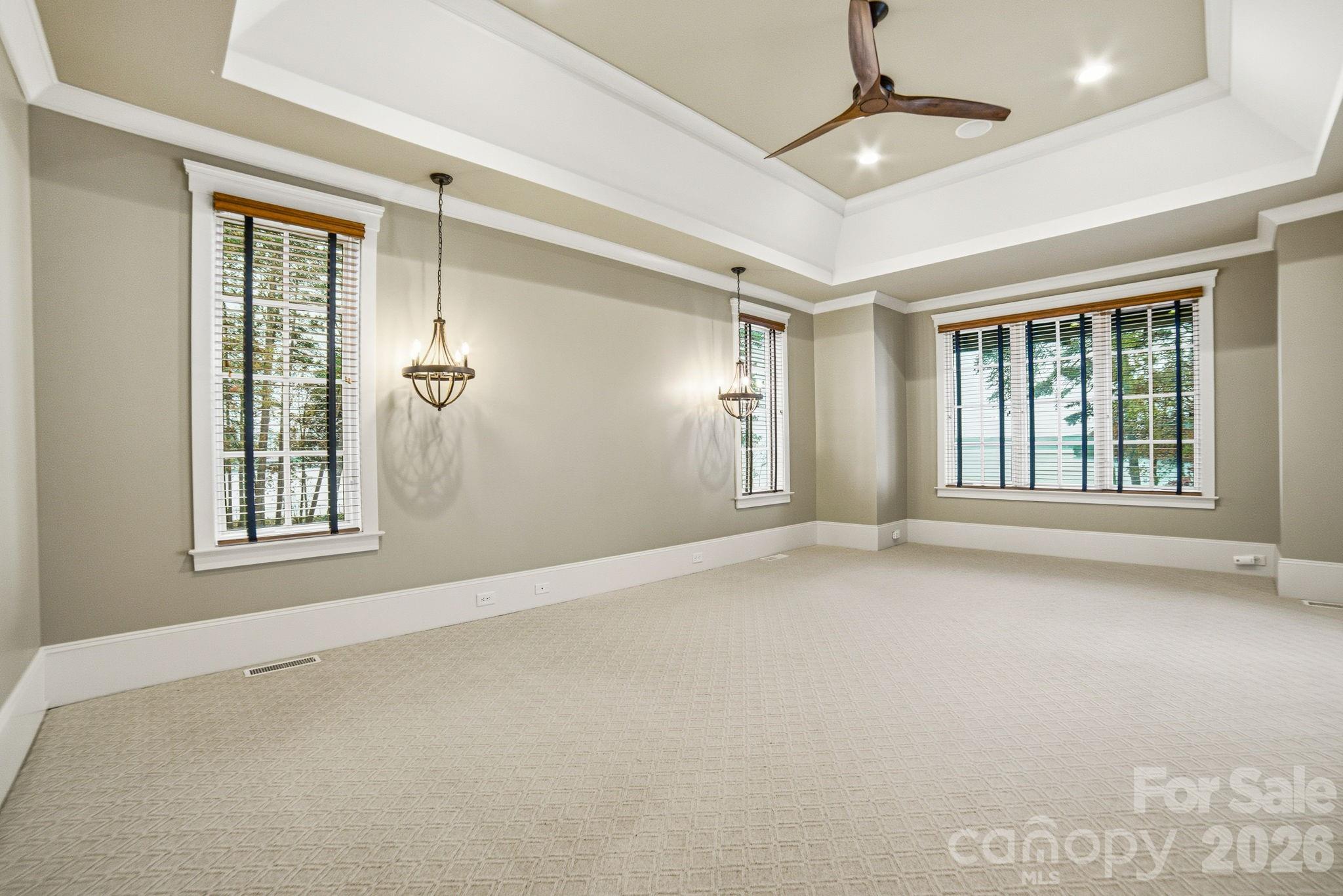 The Peninsula - Residential