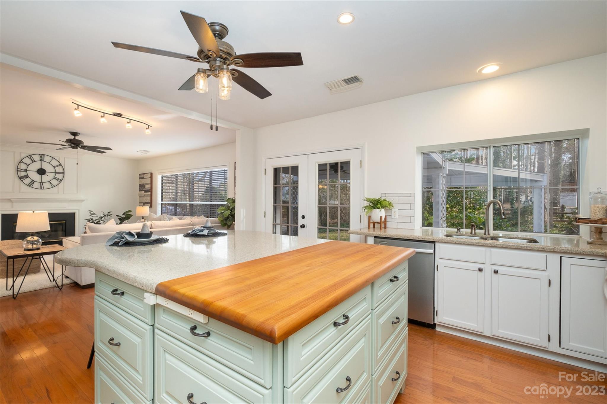 Cedarfield - Residential