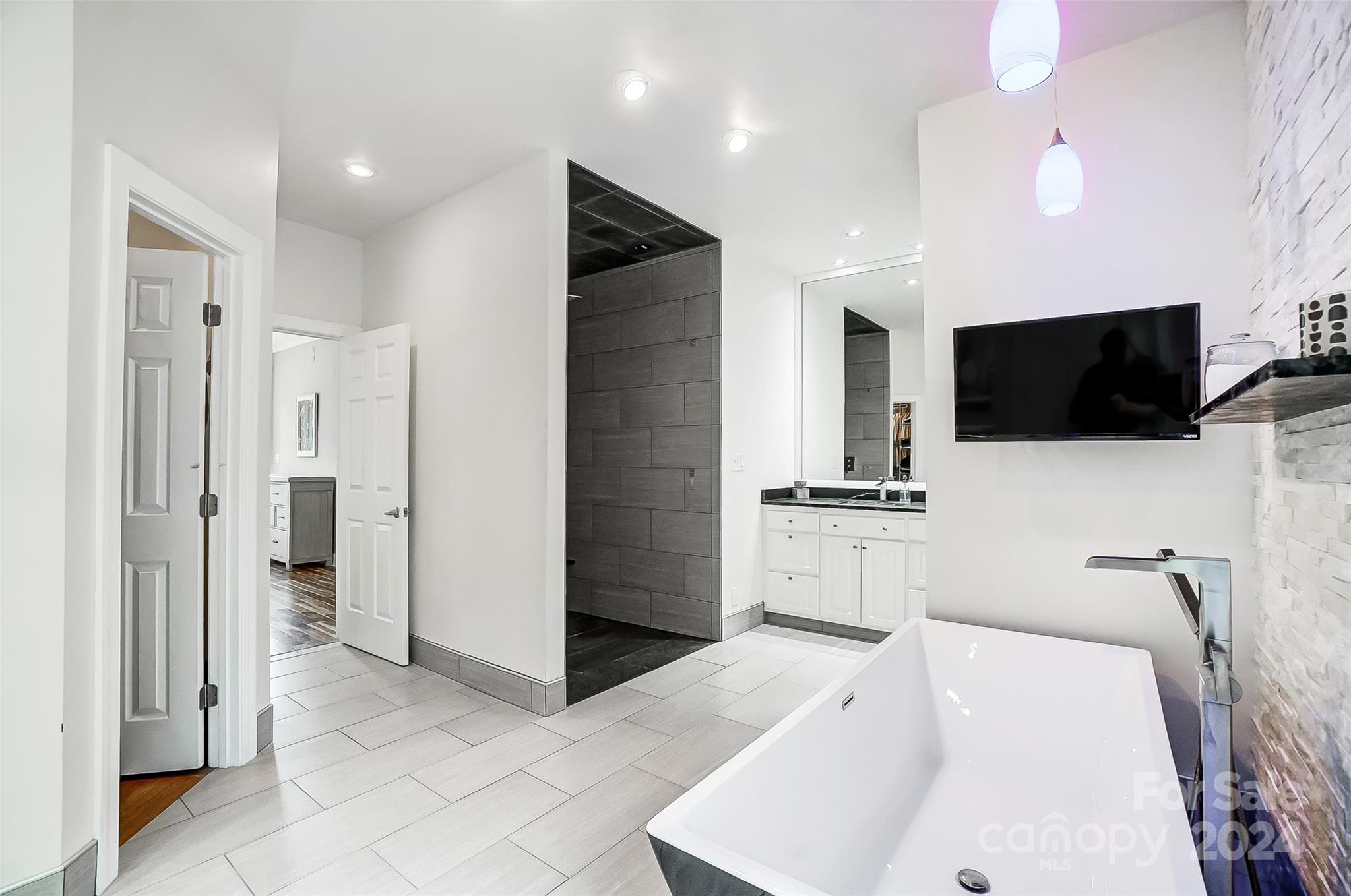 Cowans Ford Country Club - Residential