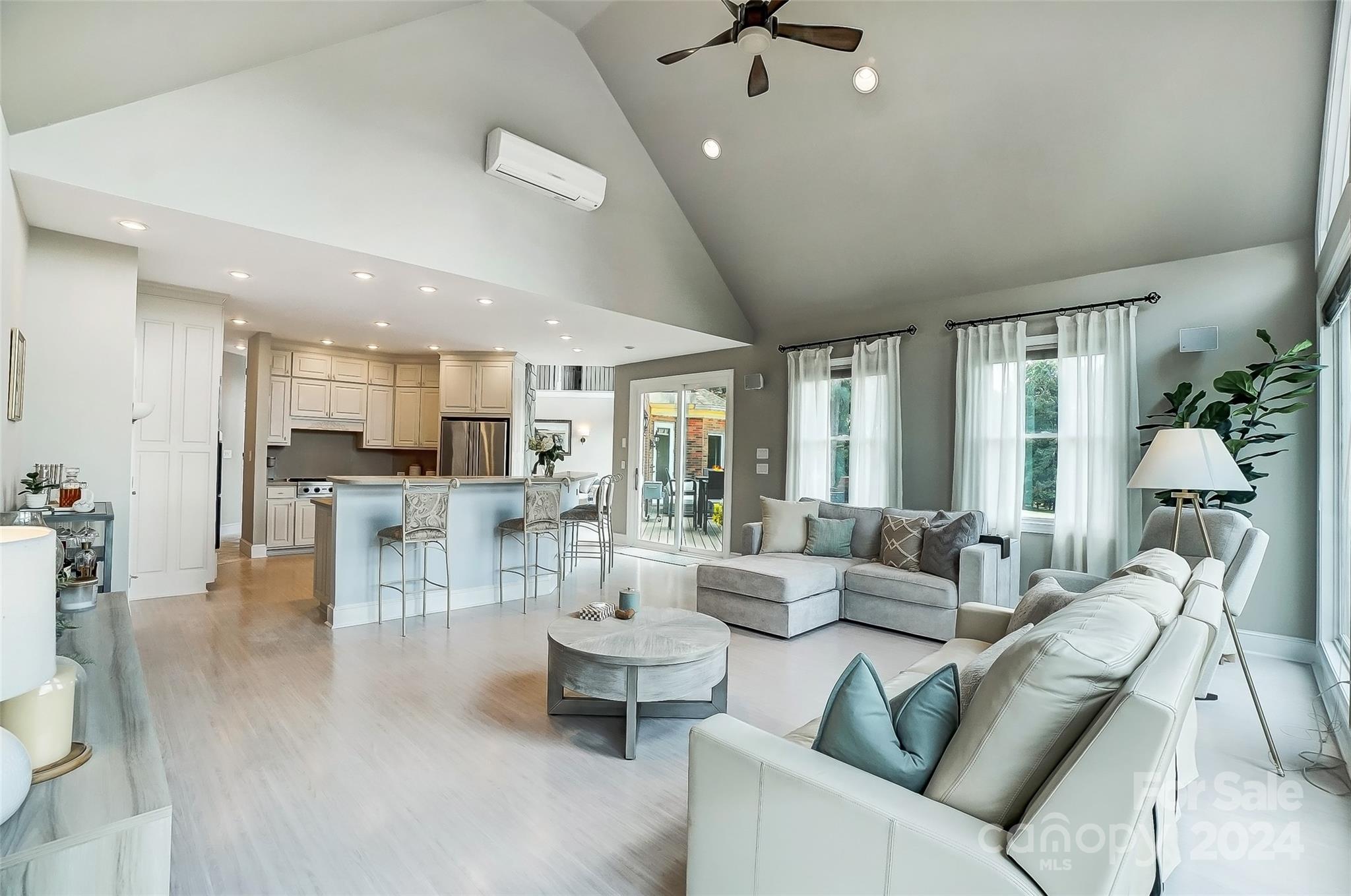 Cowans Ford Country Club - Residential