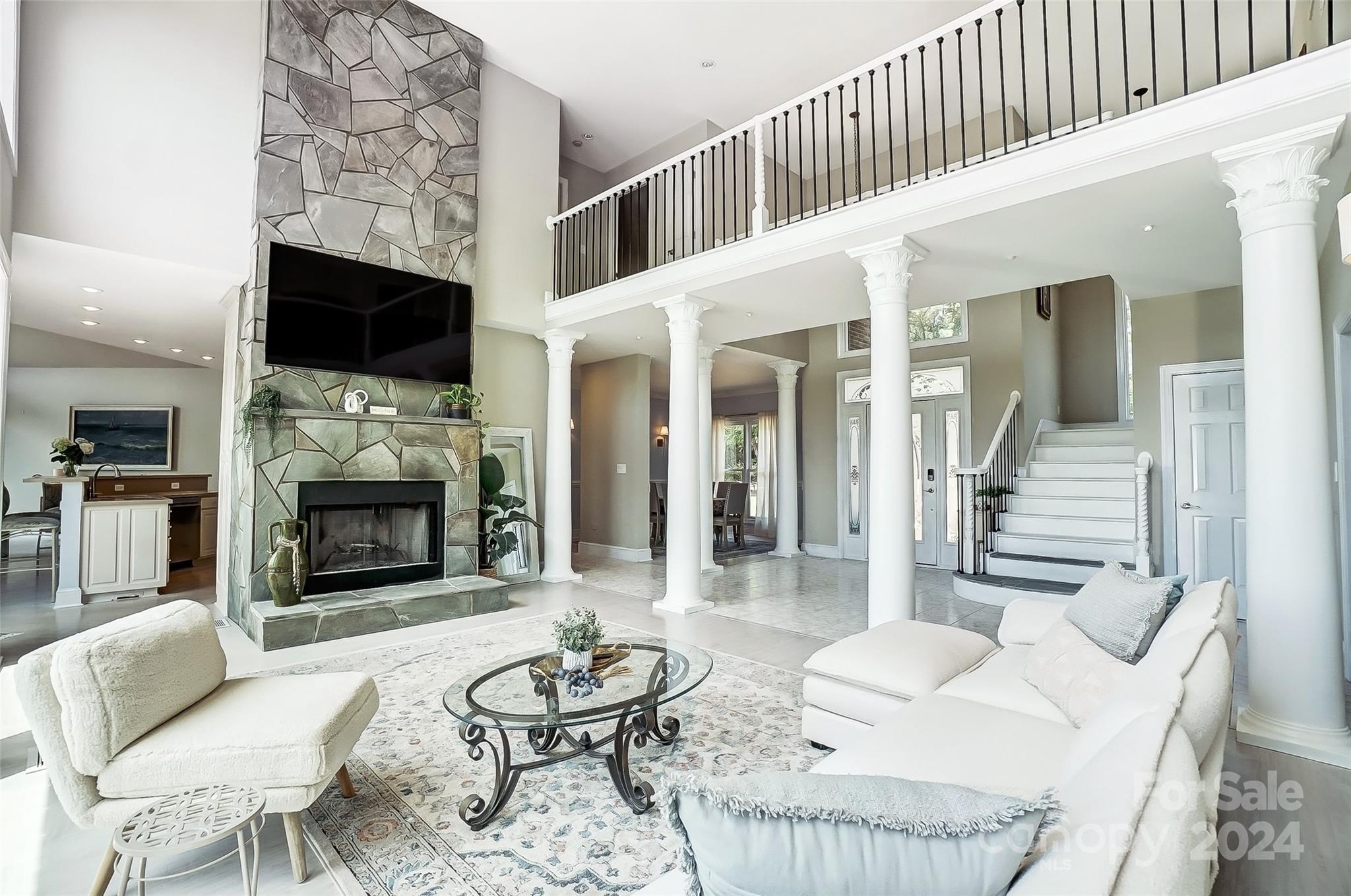 Cowans Ford Country Club - Residential