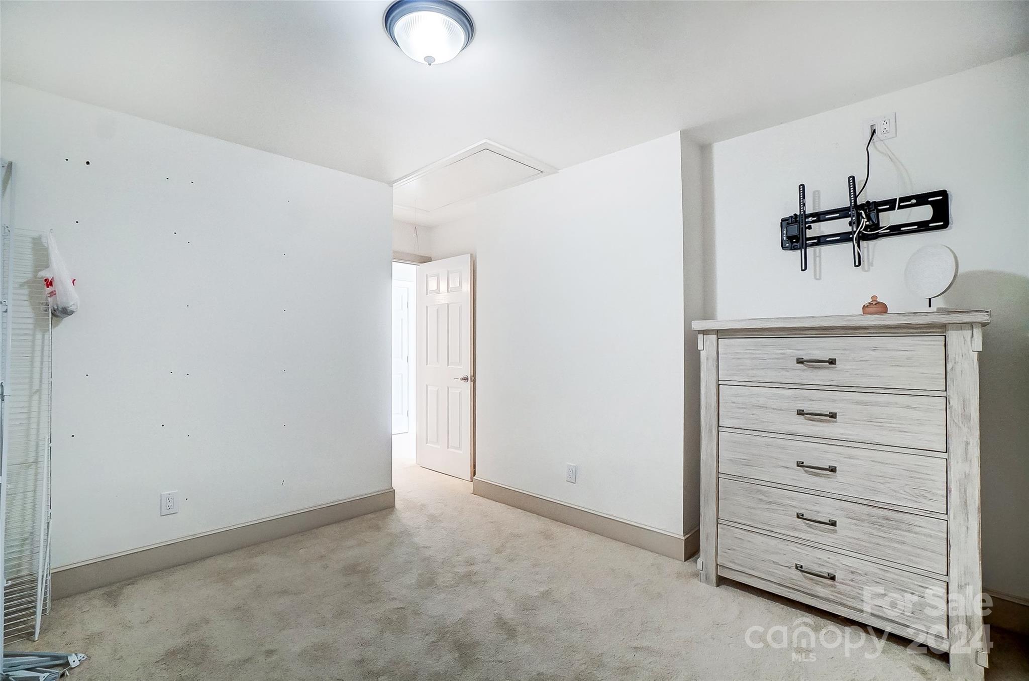 Cowans Ford Country Club - Residential