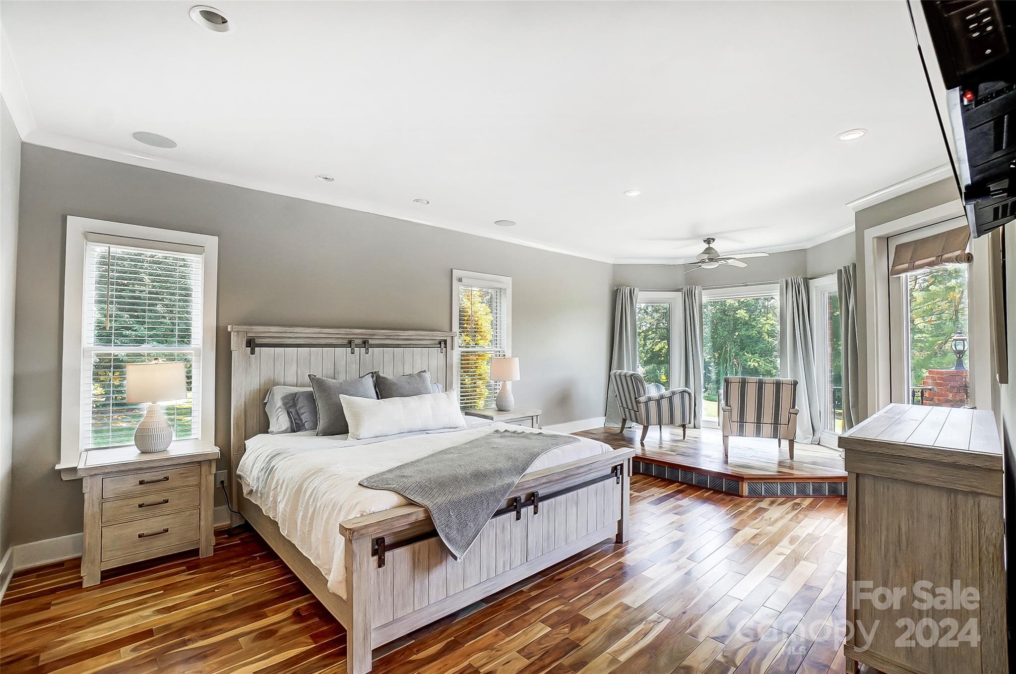 Cowans Ford Country Club - Residential