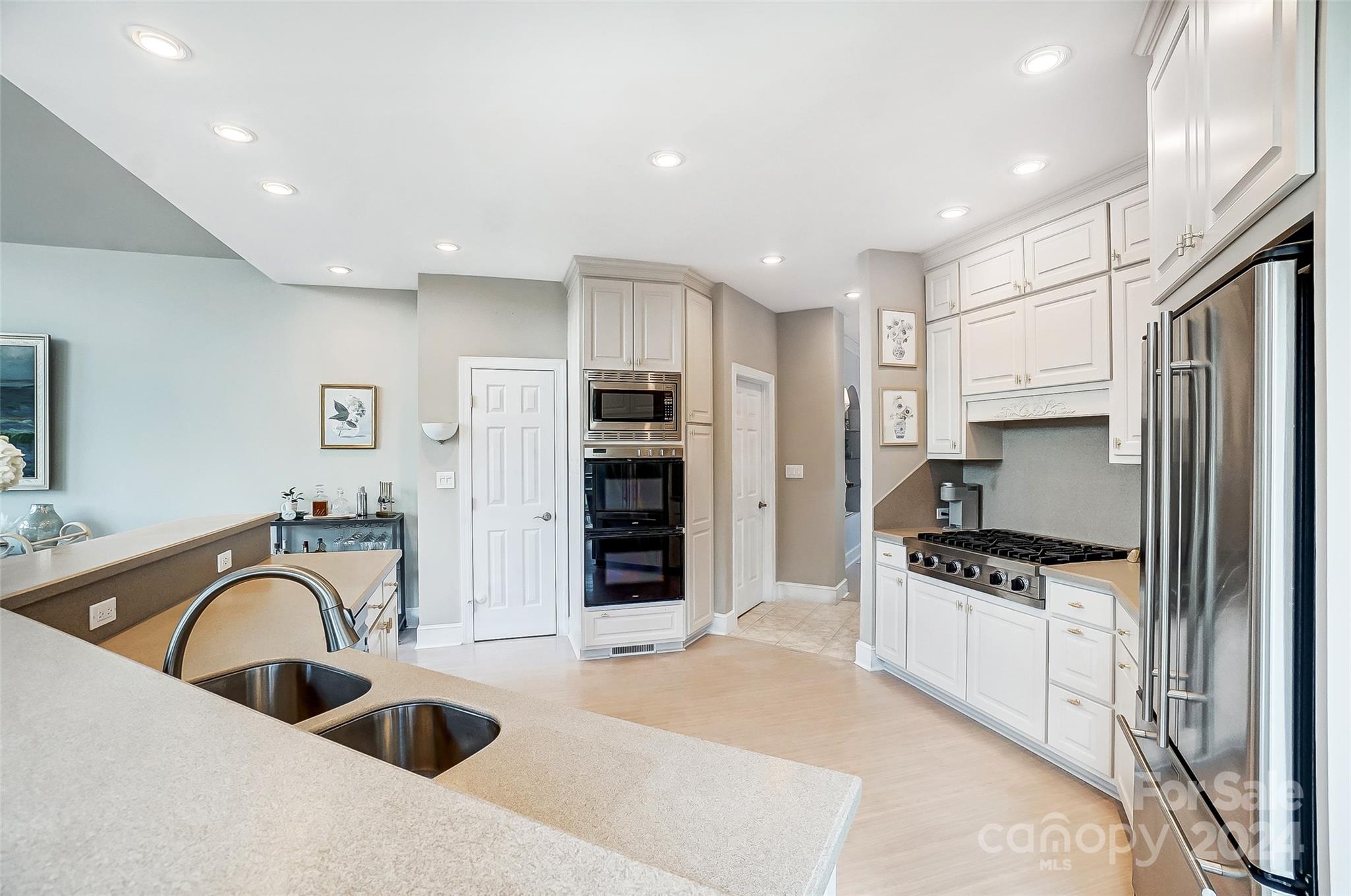 Cowans Ford Country Club - Residential