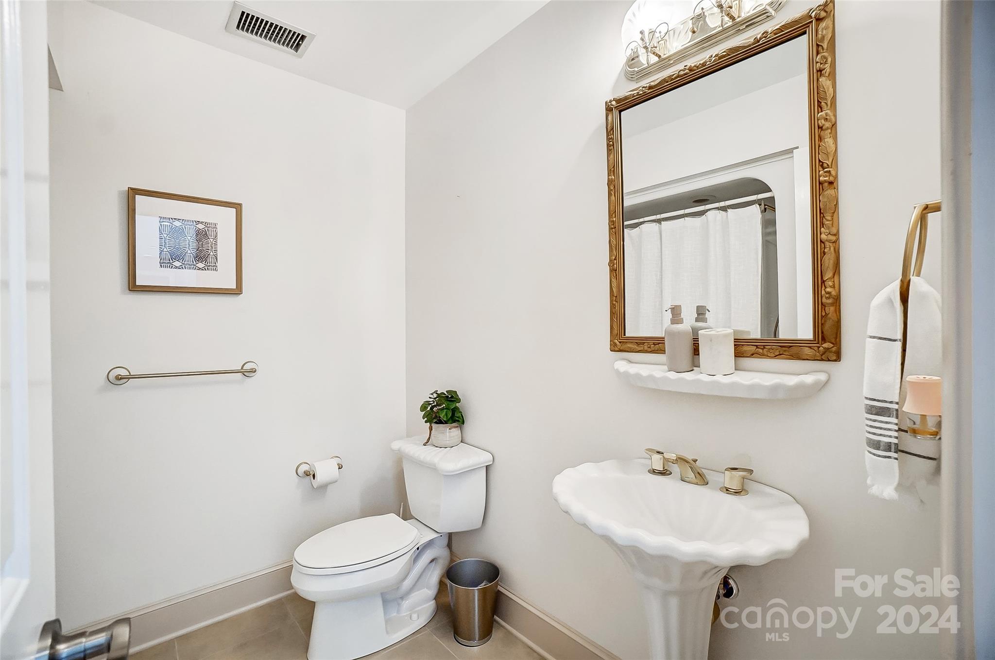 Cowans Ford Country Club - Residential