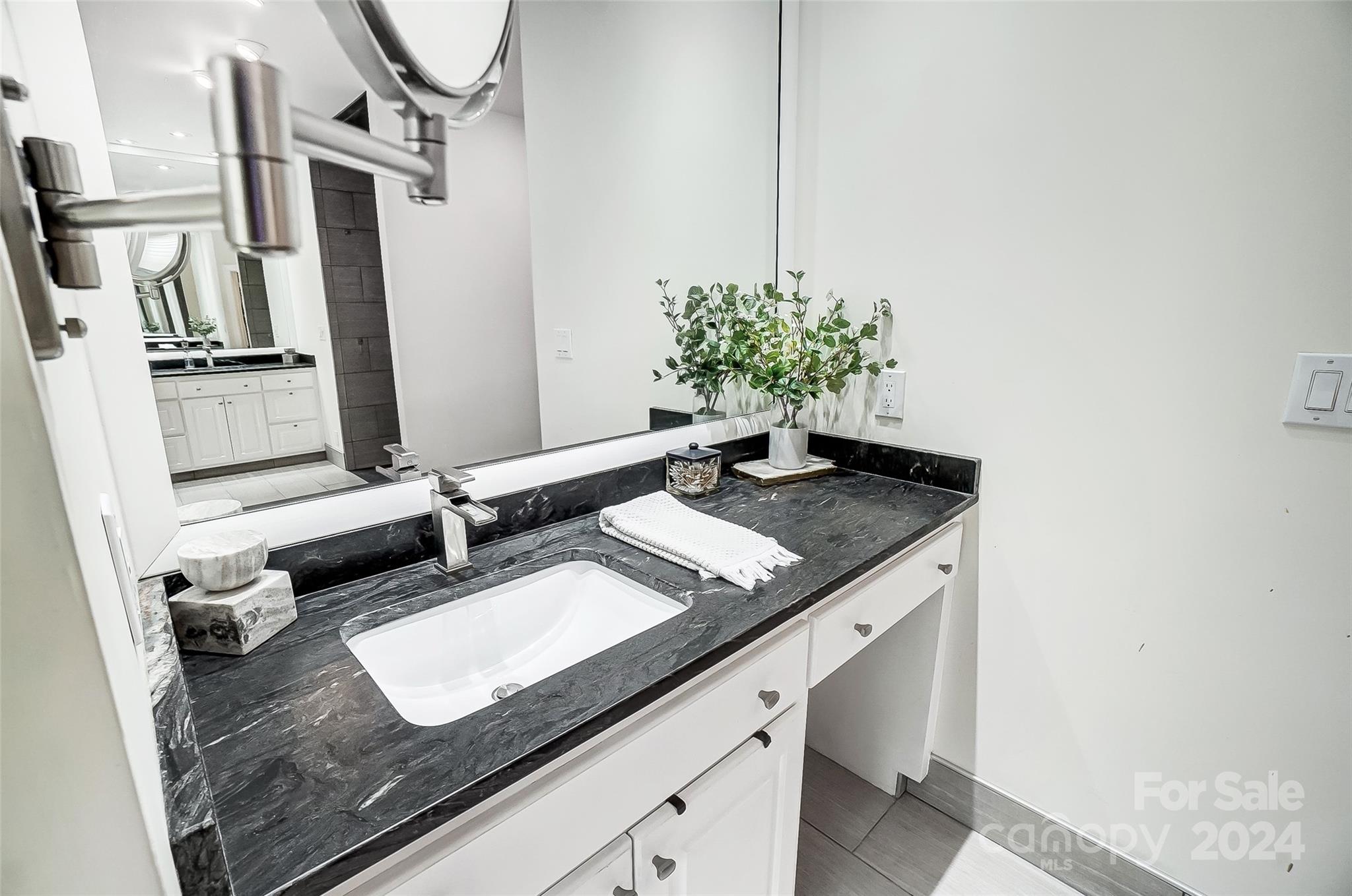 Cowans Ford Country Club - Residential