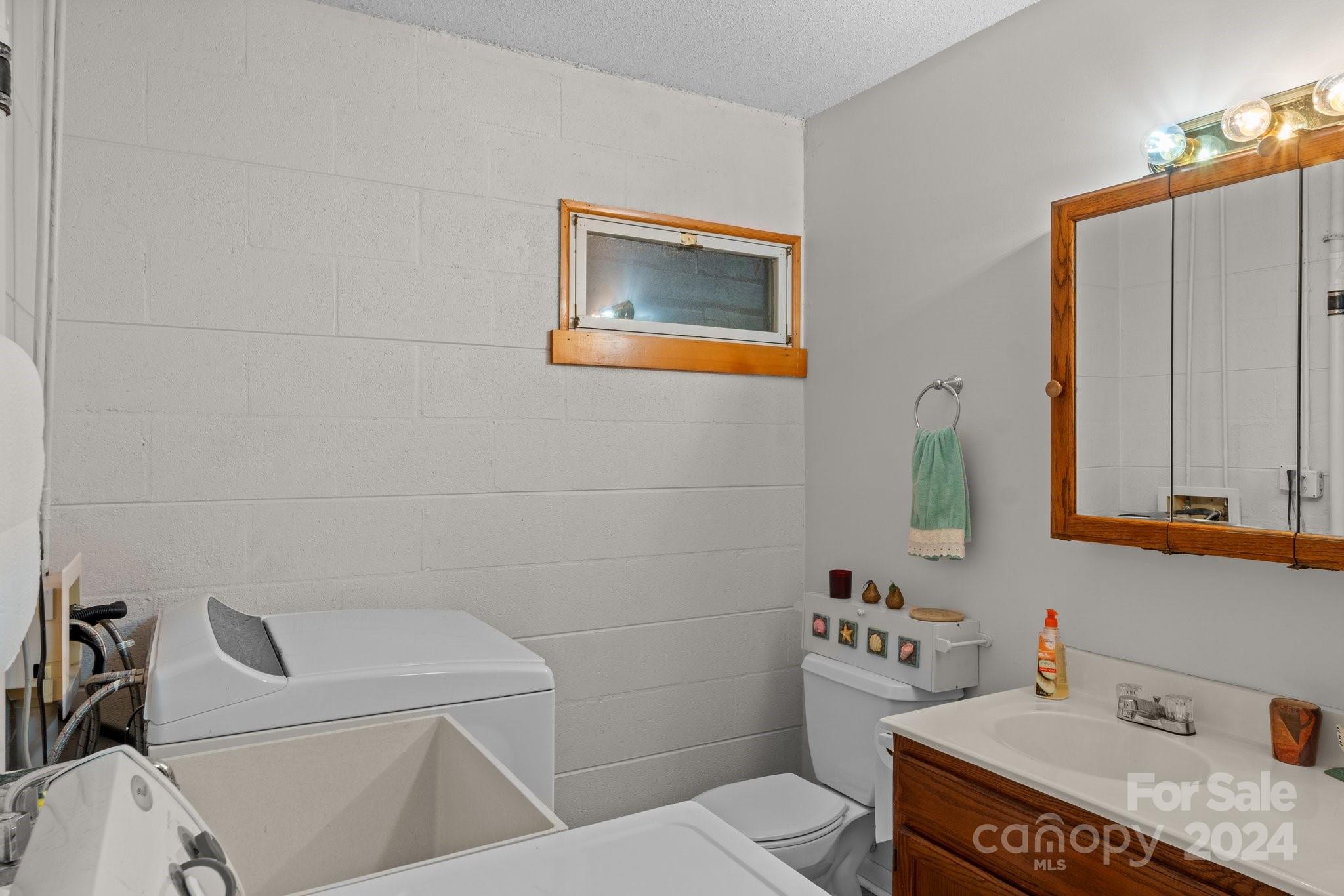 Eagles Nest Mountain - Residential