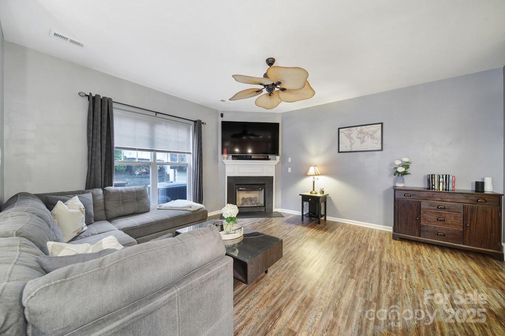 1917 Stroud Park Court