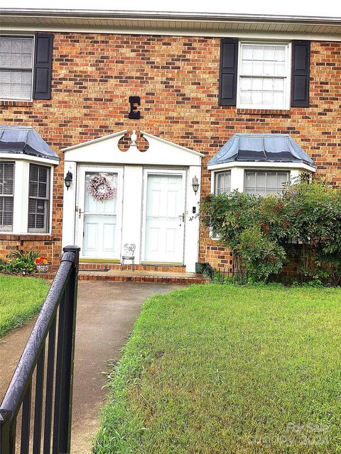 A home in Hickory