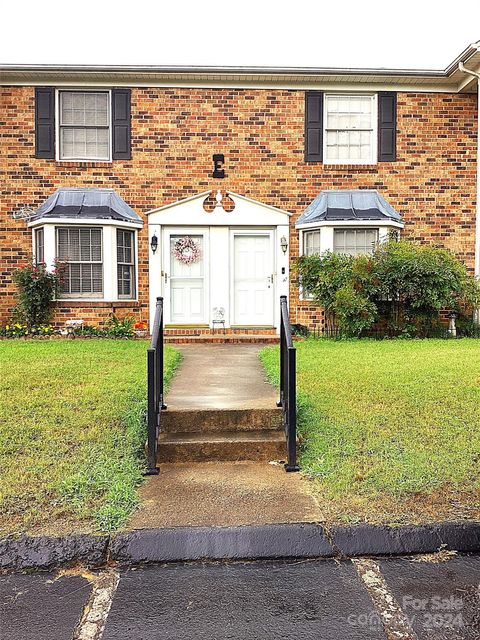 A home in Hickory