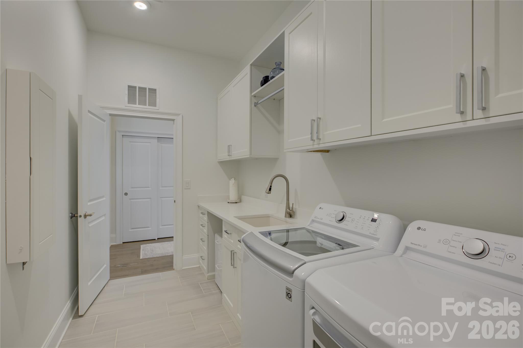 Regency at Palisades - Residential