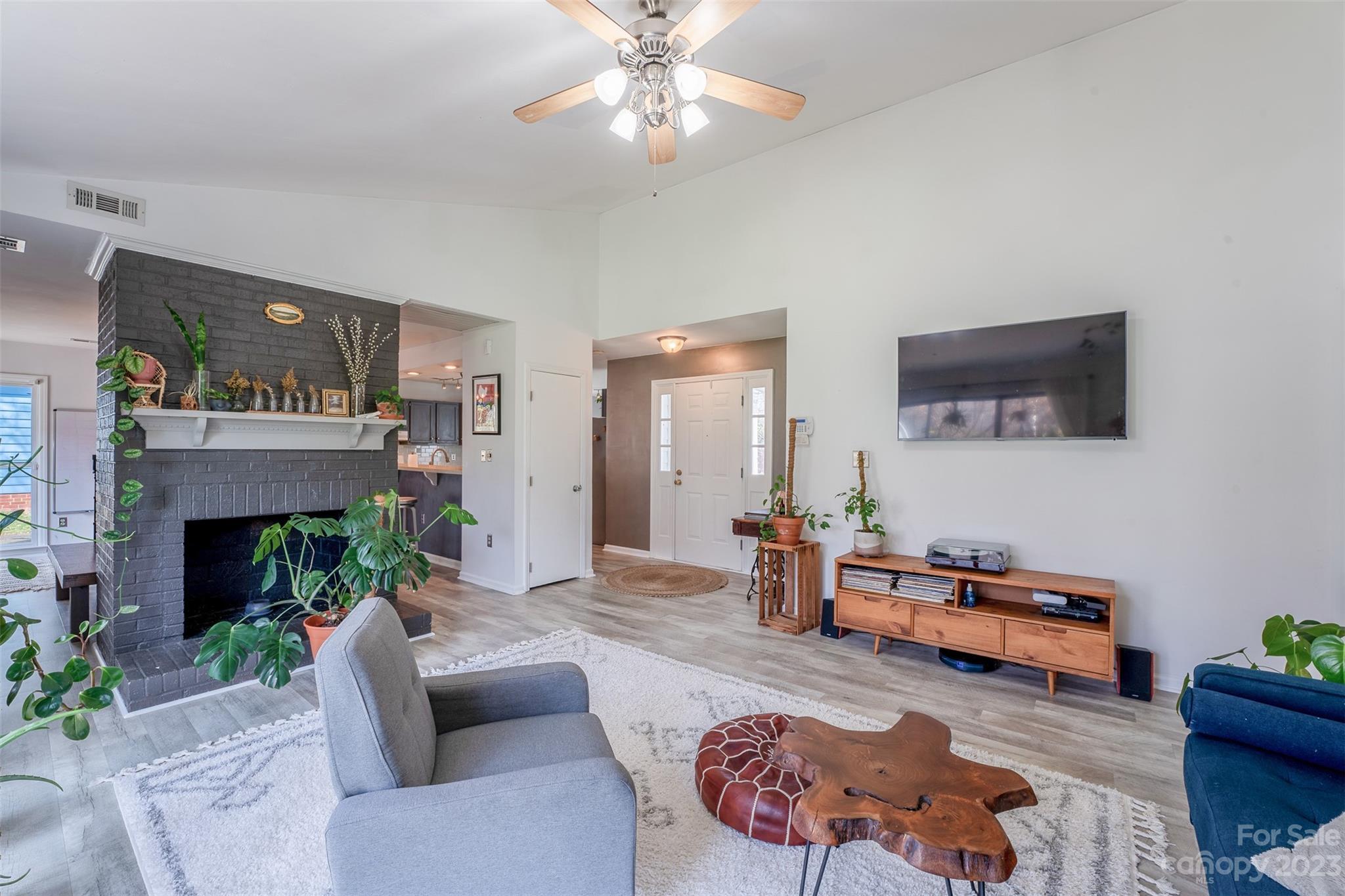 Chestnut Lake - Residential