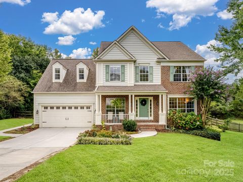 5417 Apple Glen Drive Harrisburg NC 28075