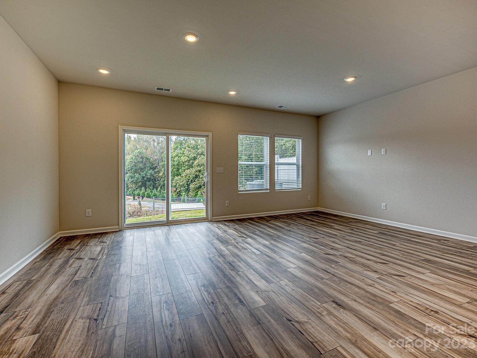 Ashe Downs Townhomes - Residential