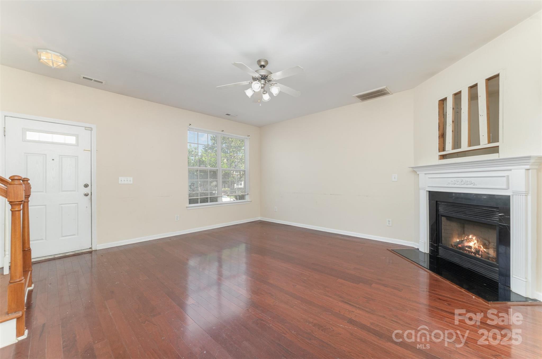 827 Gentlewinds Court