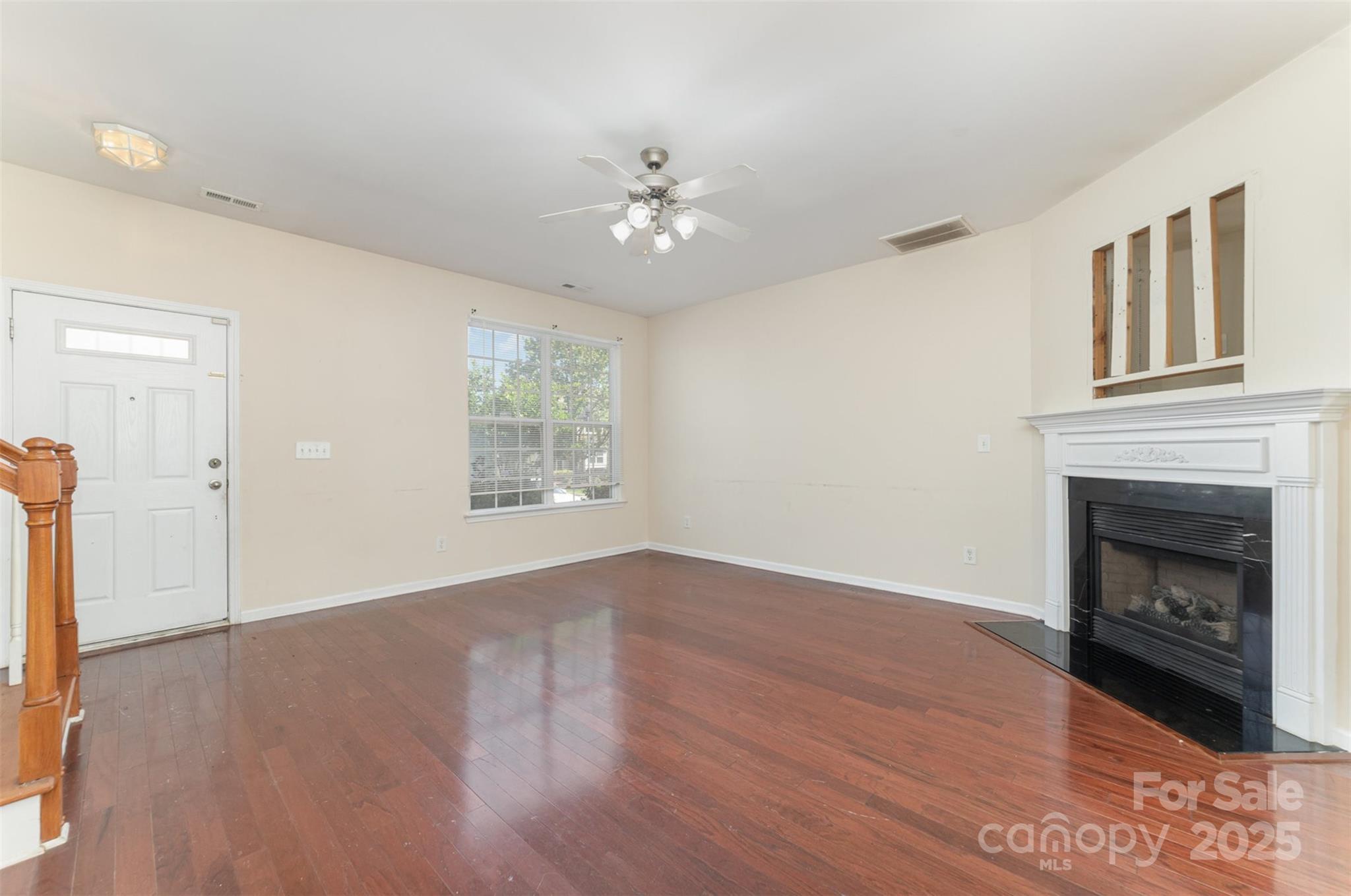 827 Gentlewinds Court