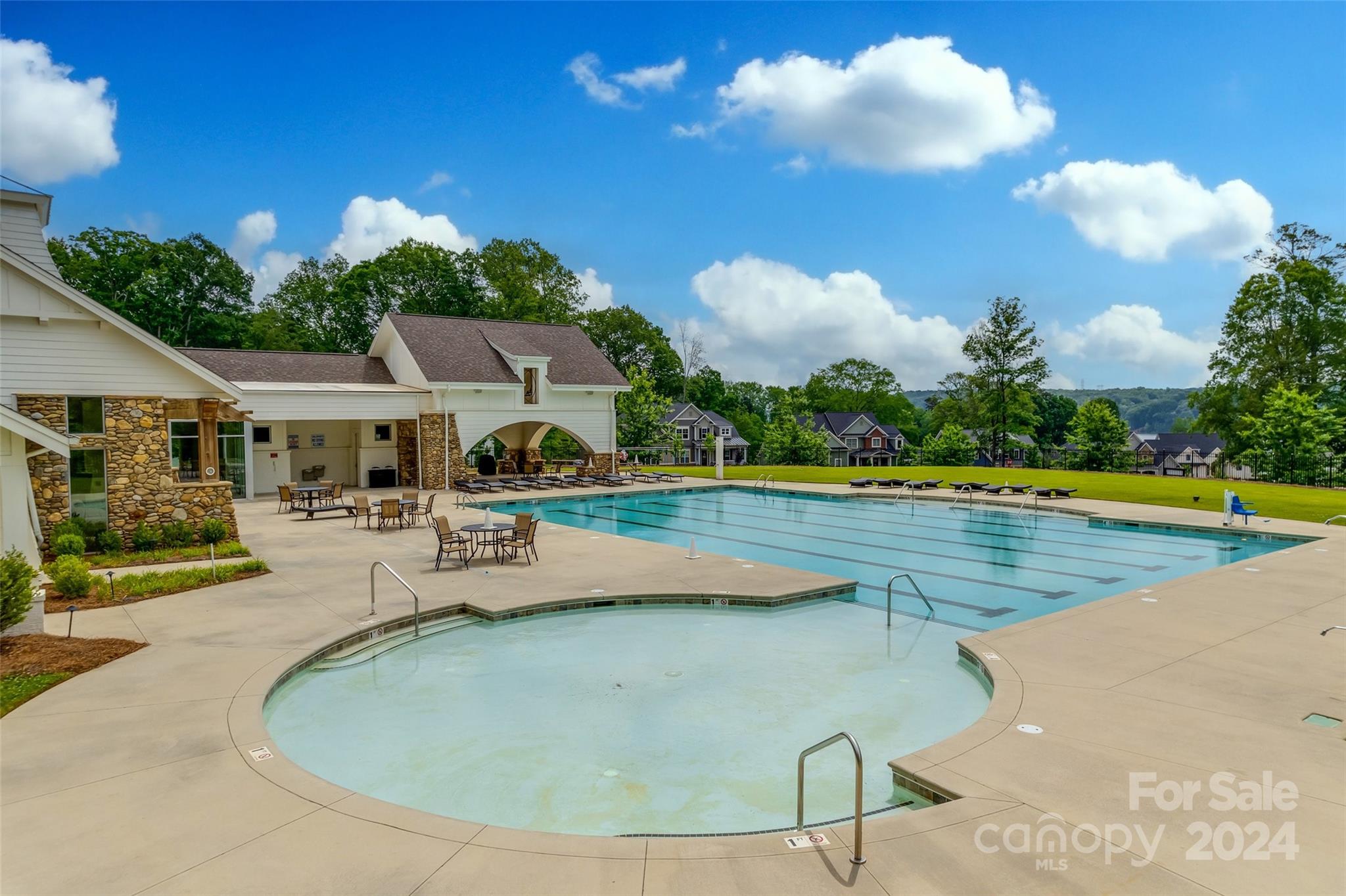 McLean - South Shore - Residential