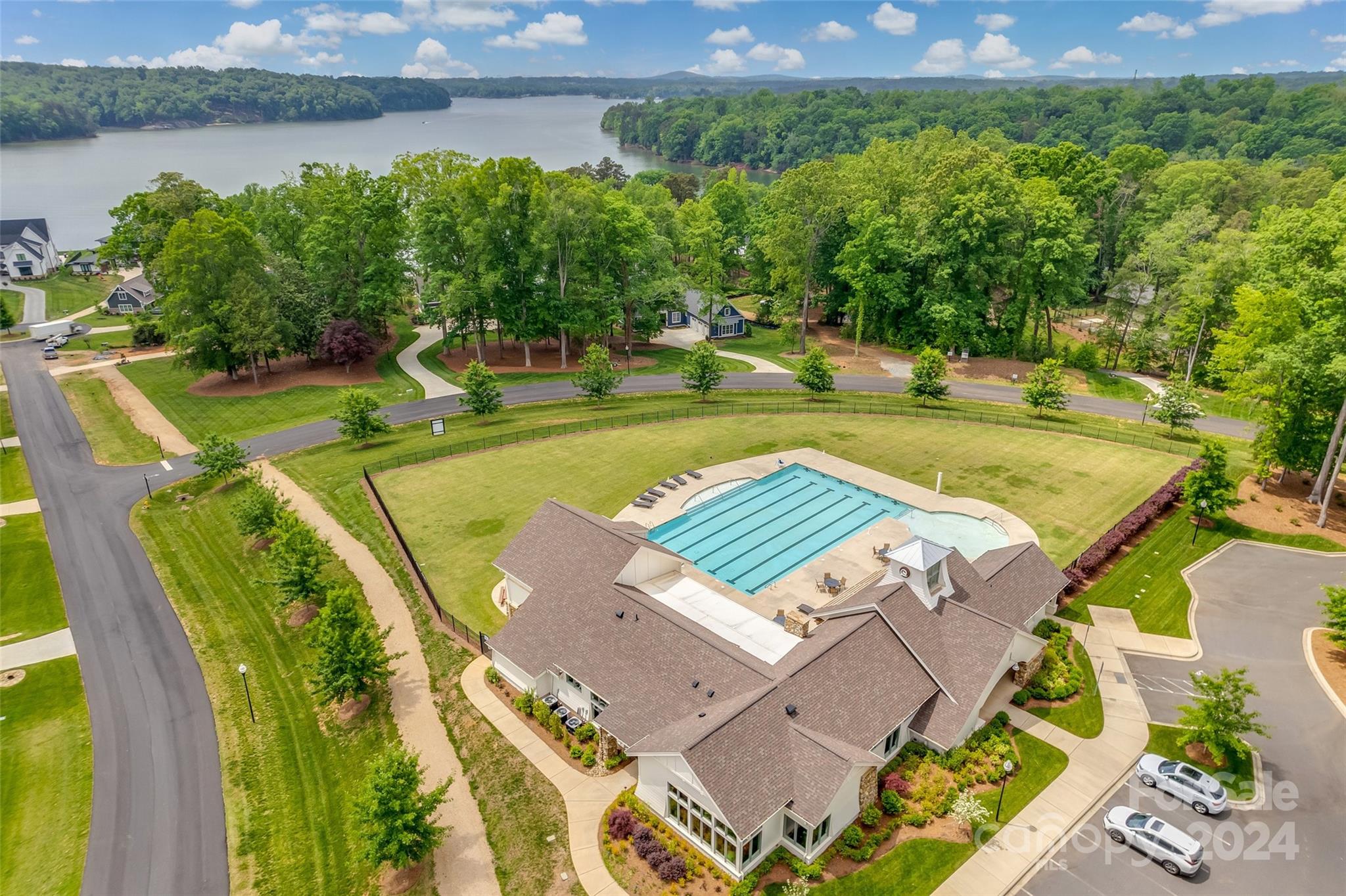 McLean - South Shore - Residential