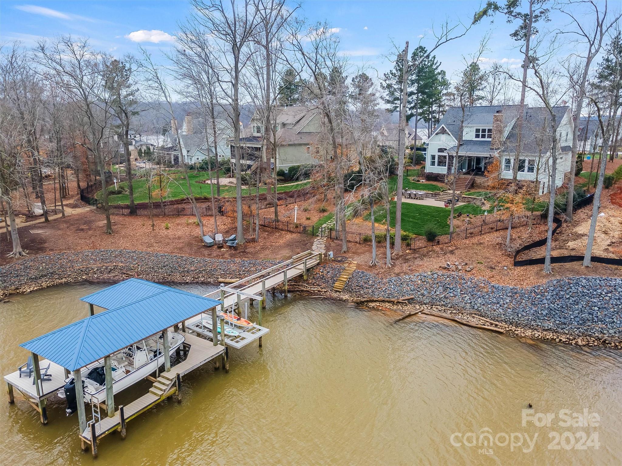 McLean - South Shore - Residential