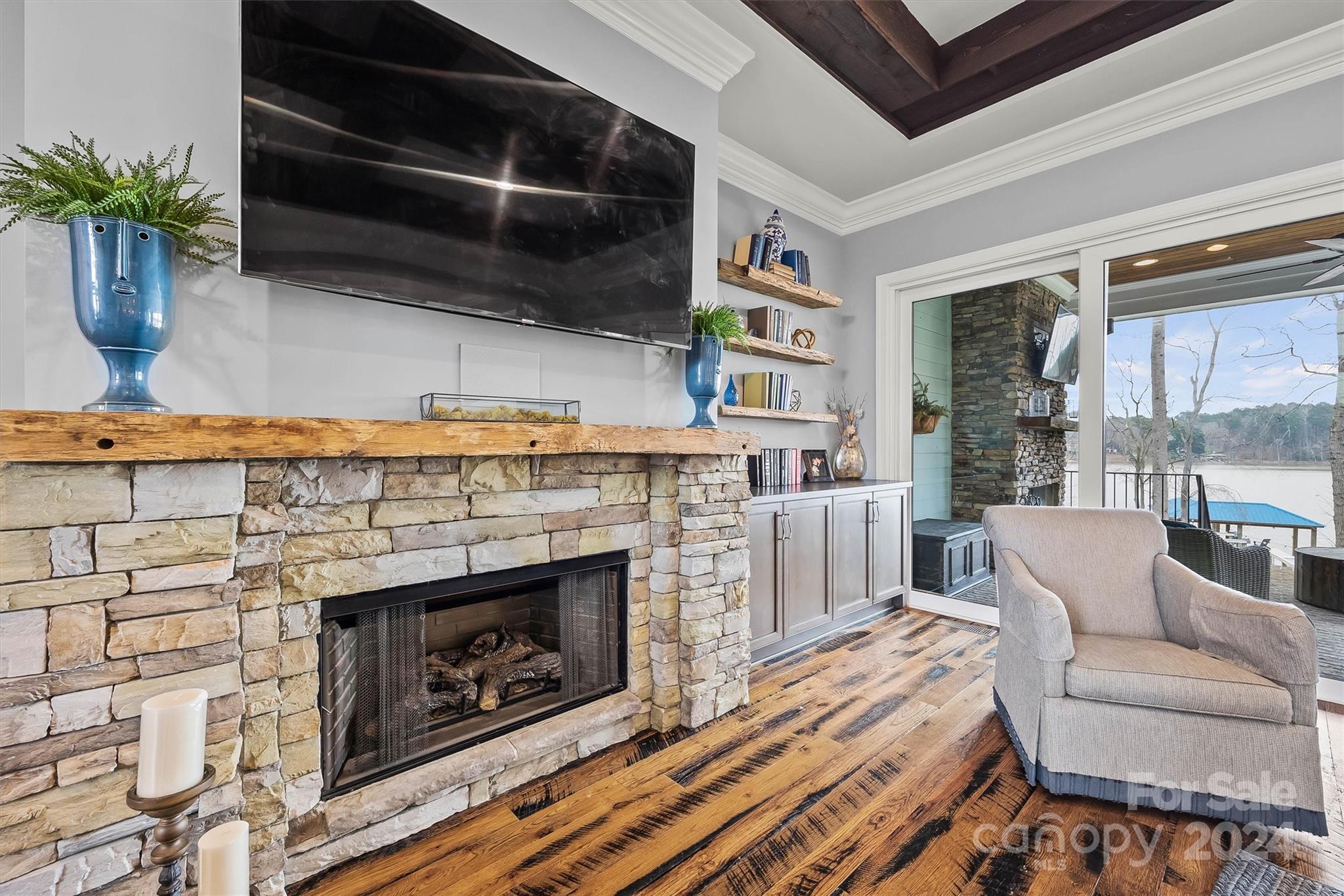 McLean - South Shore - Residential