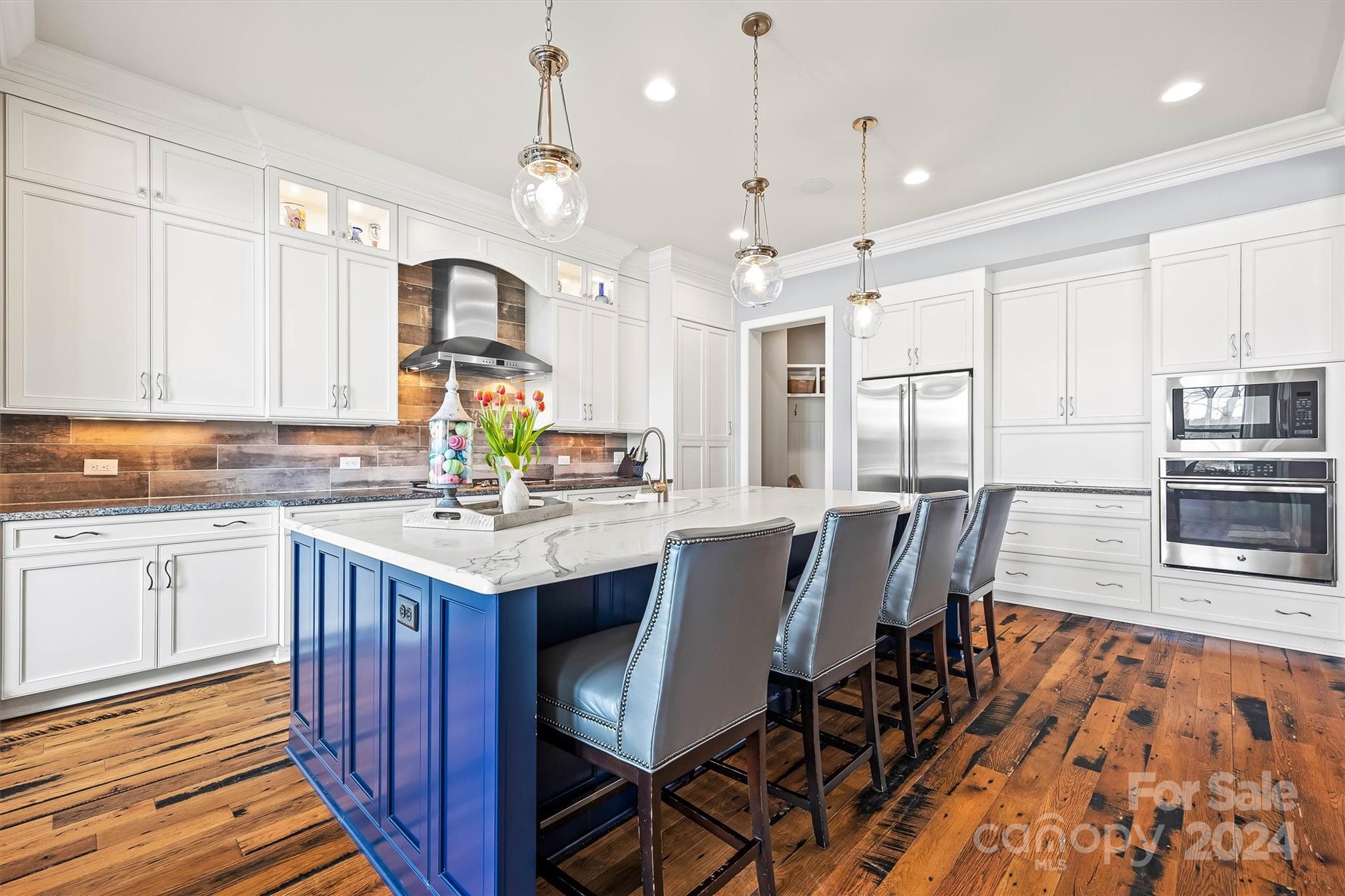 McLean - South Shore - Residential