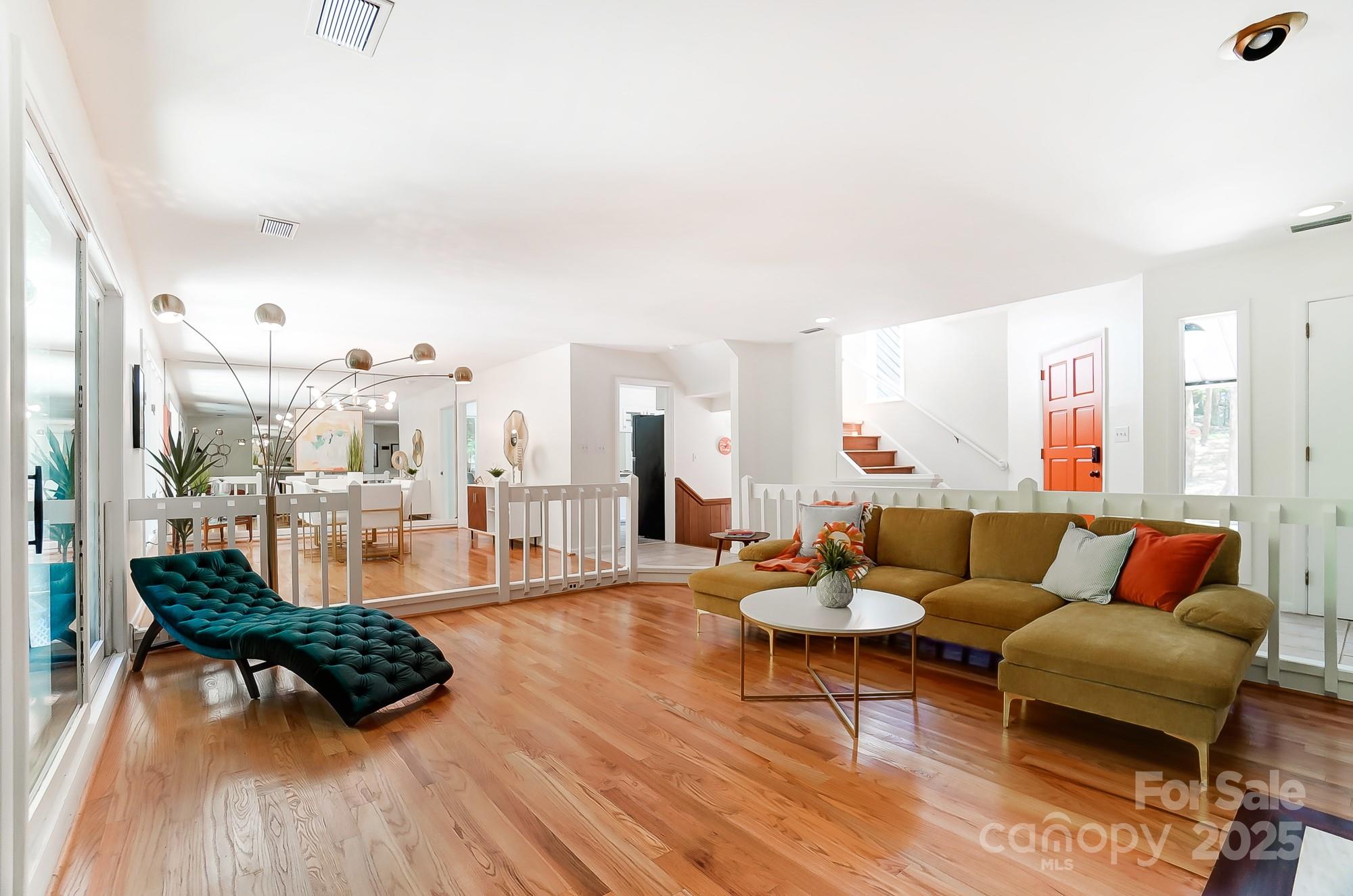 Five Knolls Estates - Residential