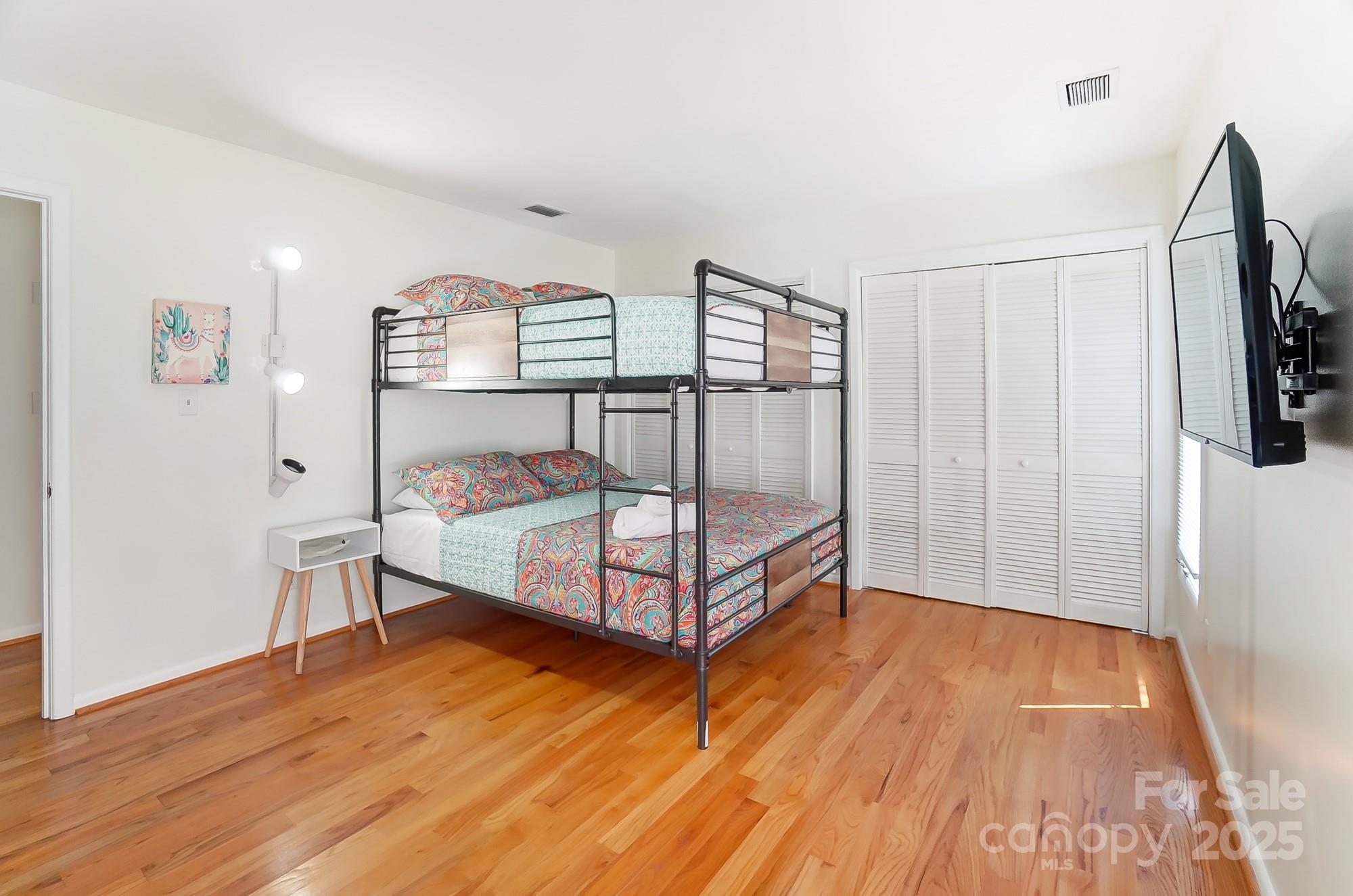 Five Knolls Estates - Residential