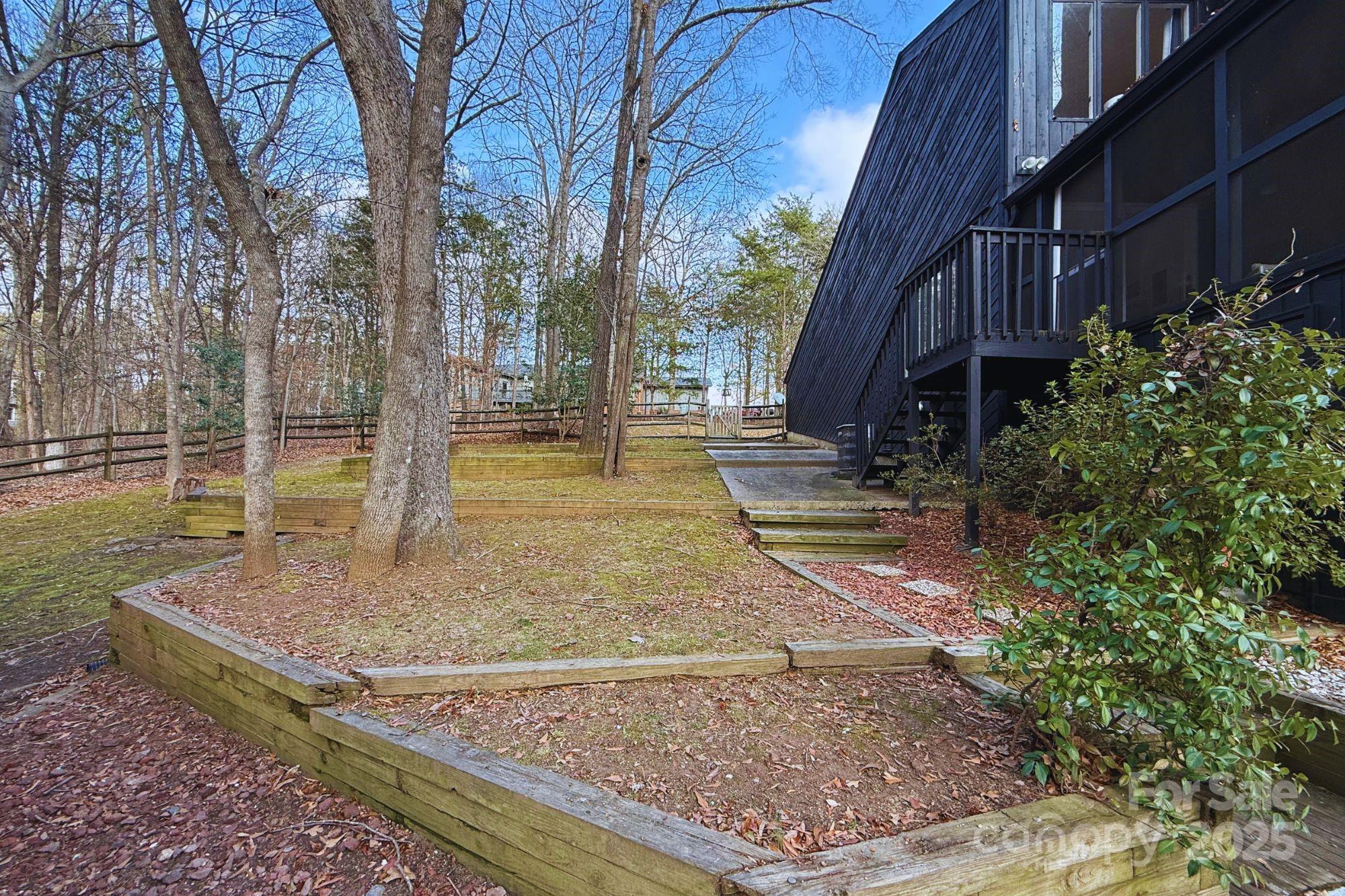 Five Knolls Estates - Residential