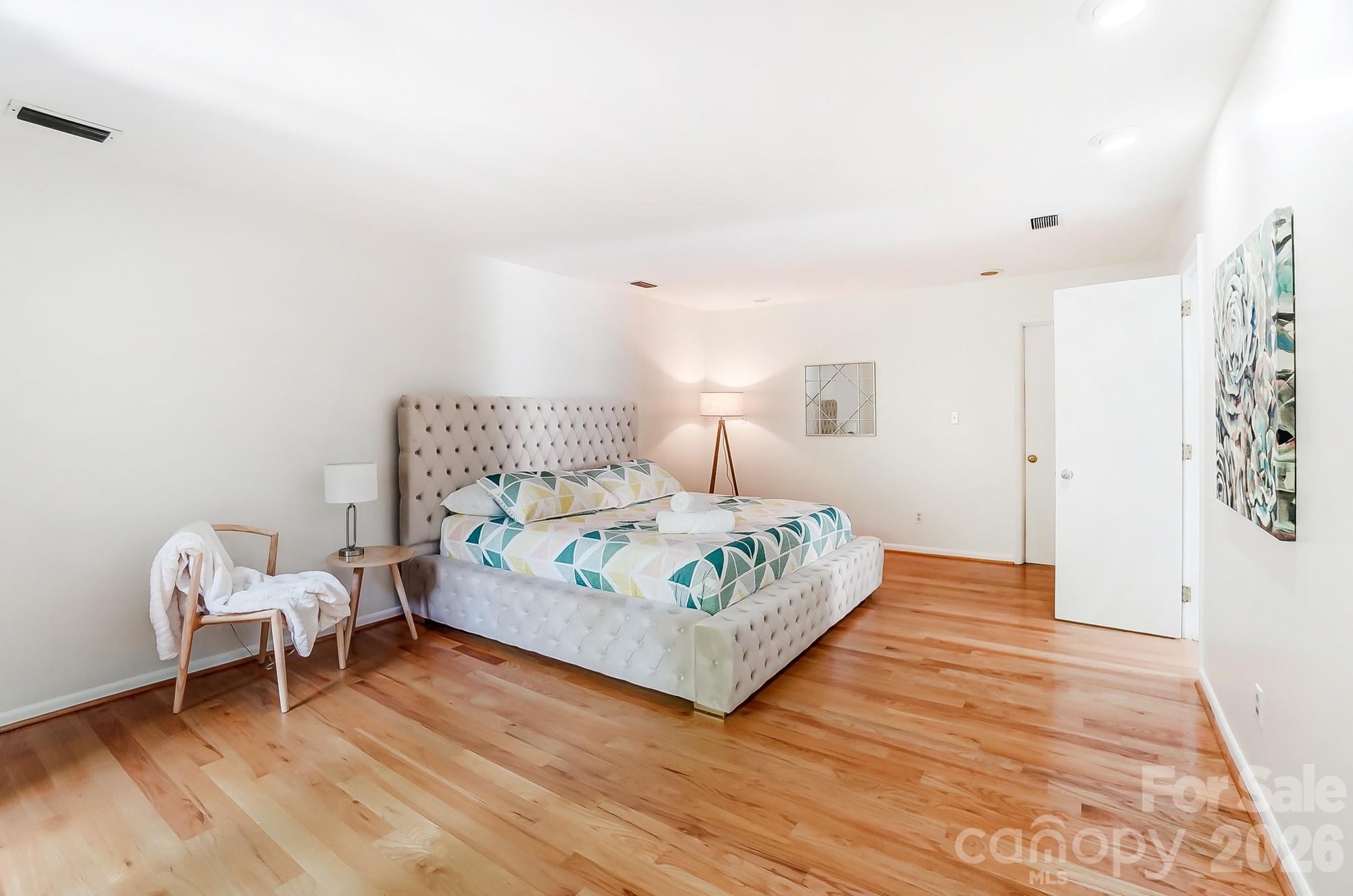 Five Knolls Estates - Residential