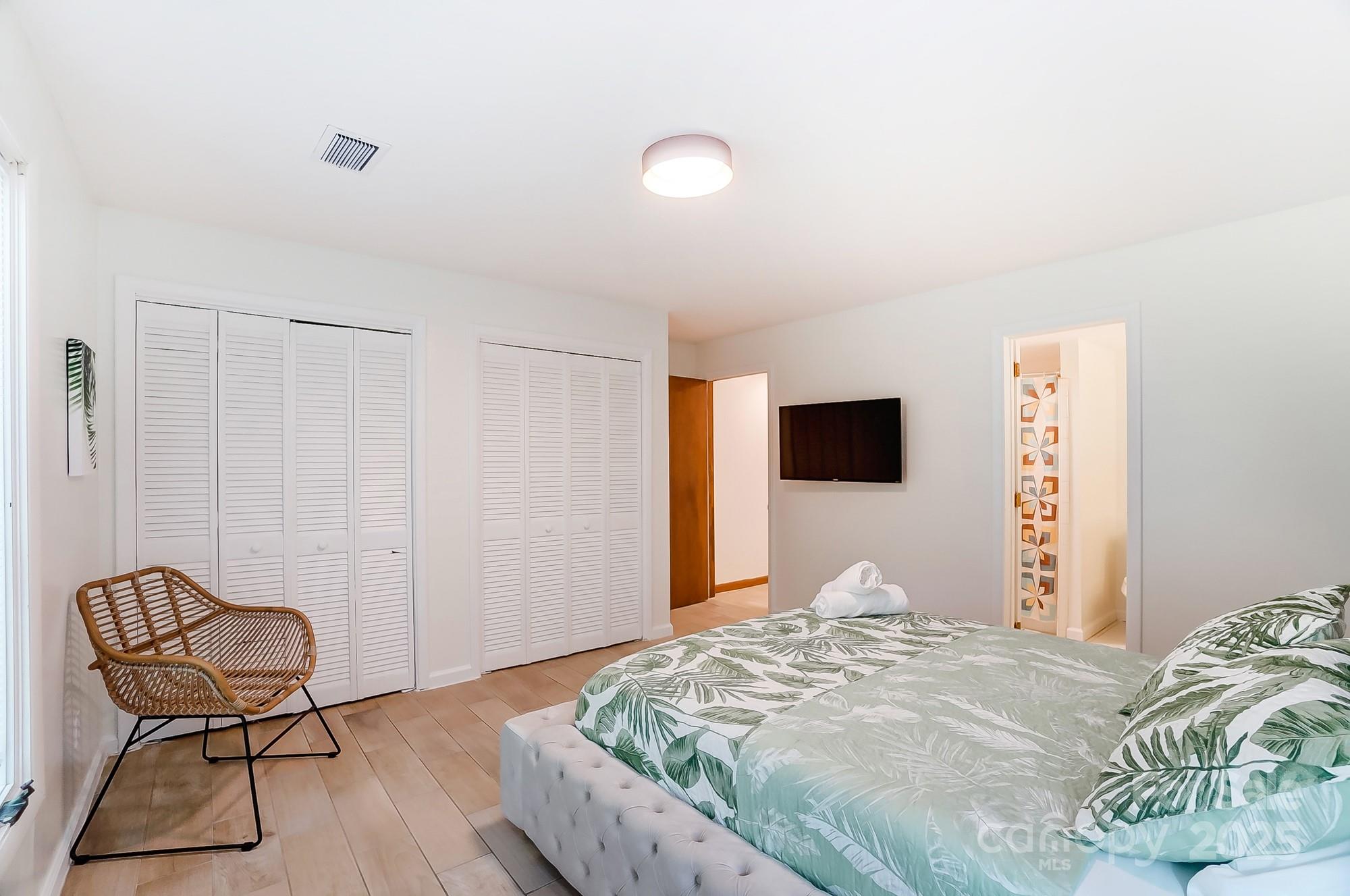 Five Knolls Estates - Residential