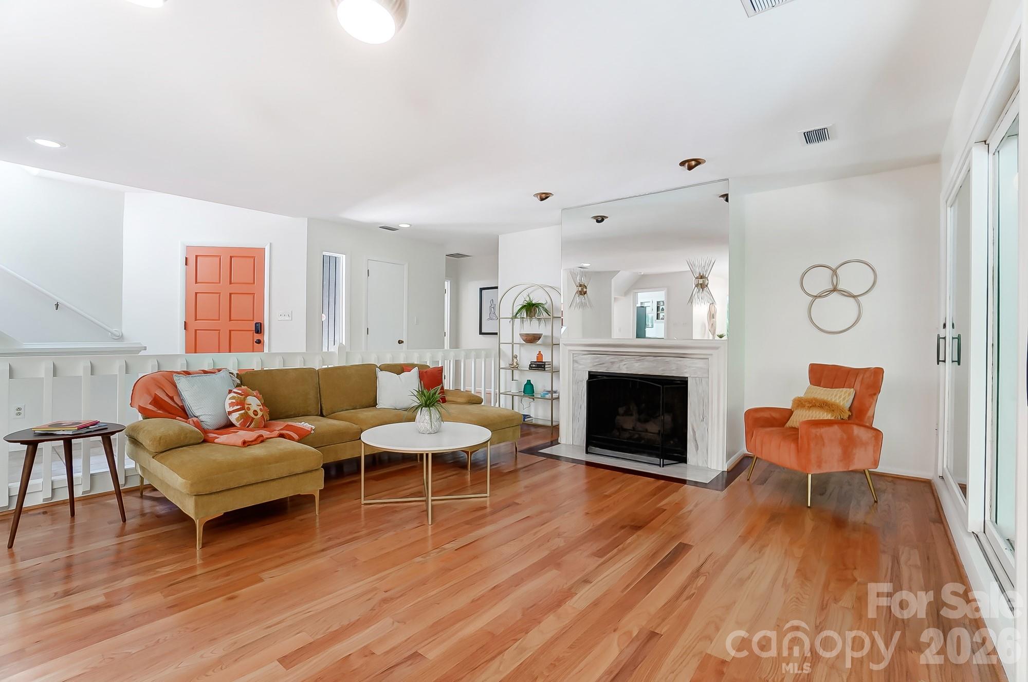 Five Knolls Estates - Residential